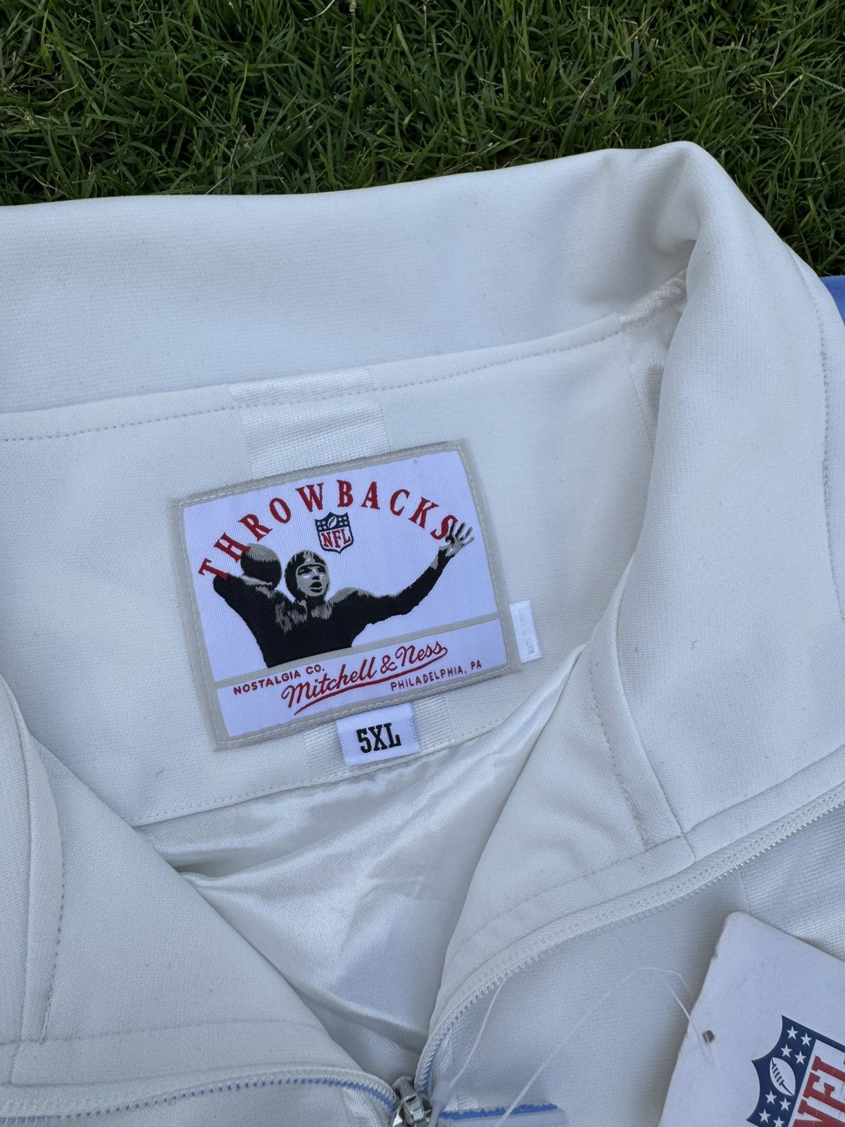 Mitchell & Ness Vintage Los Angeles Chargers Mitchell & Ness zip-up track Size US XXL / EU 58 / 5 - 7 Thumbnail