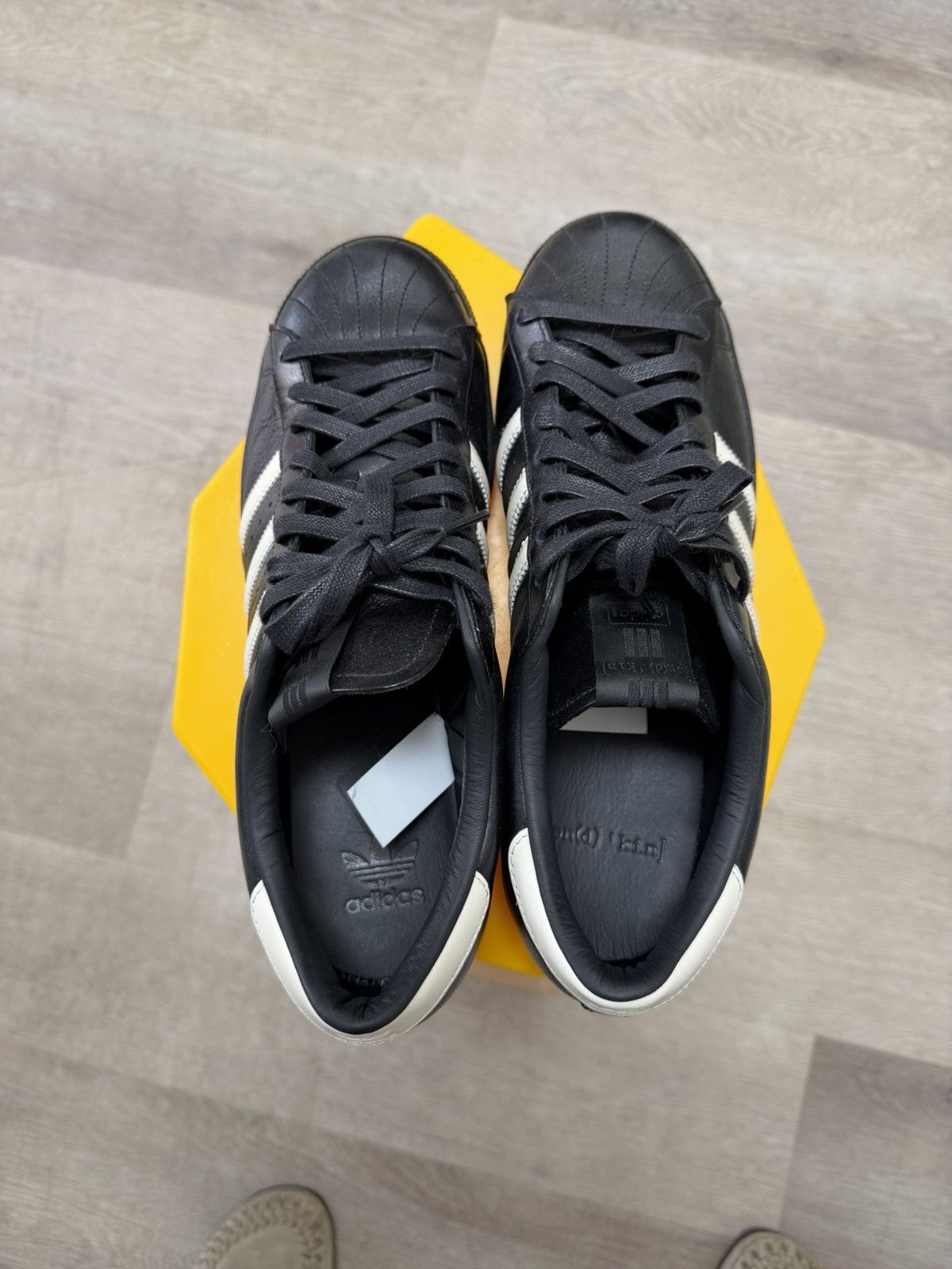 Adidas × Kith Kith Adidas SuperStar Size US 11 / EU 44 - 6 Thumbnail