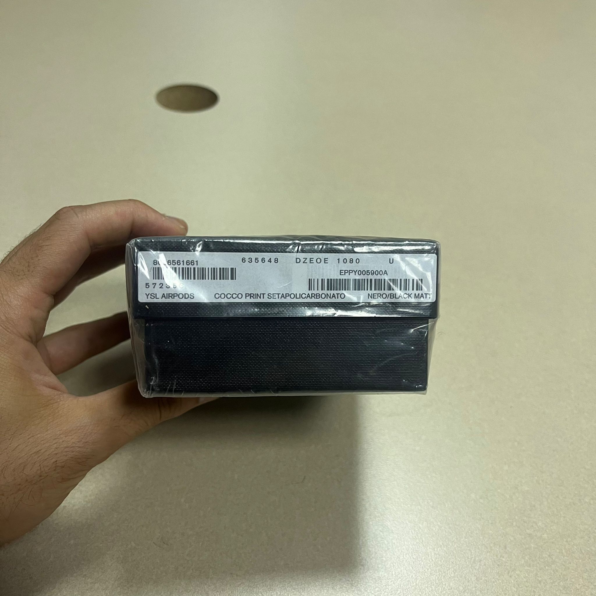 Saint Laurent Paris Airpods Croc Effect Case in Black Size ONE SIZE - 12 Thumbnail