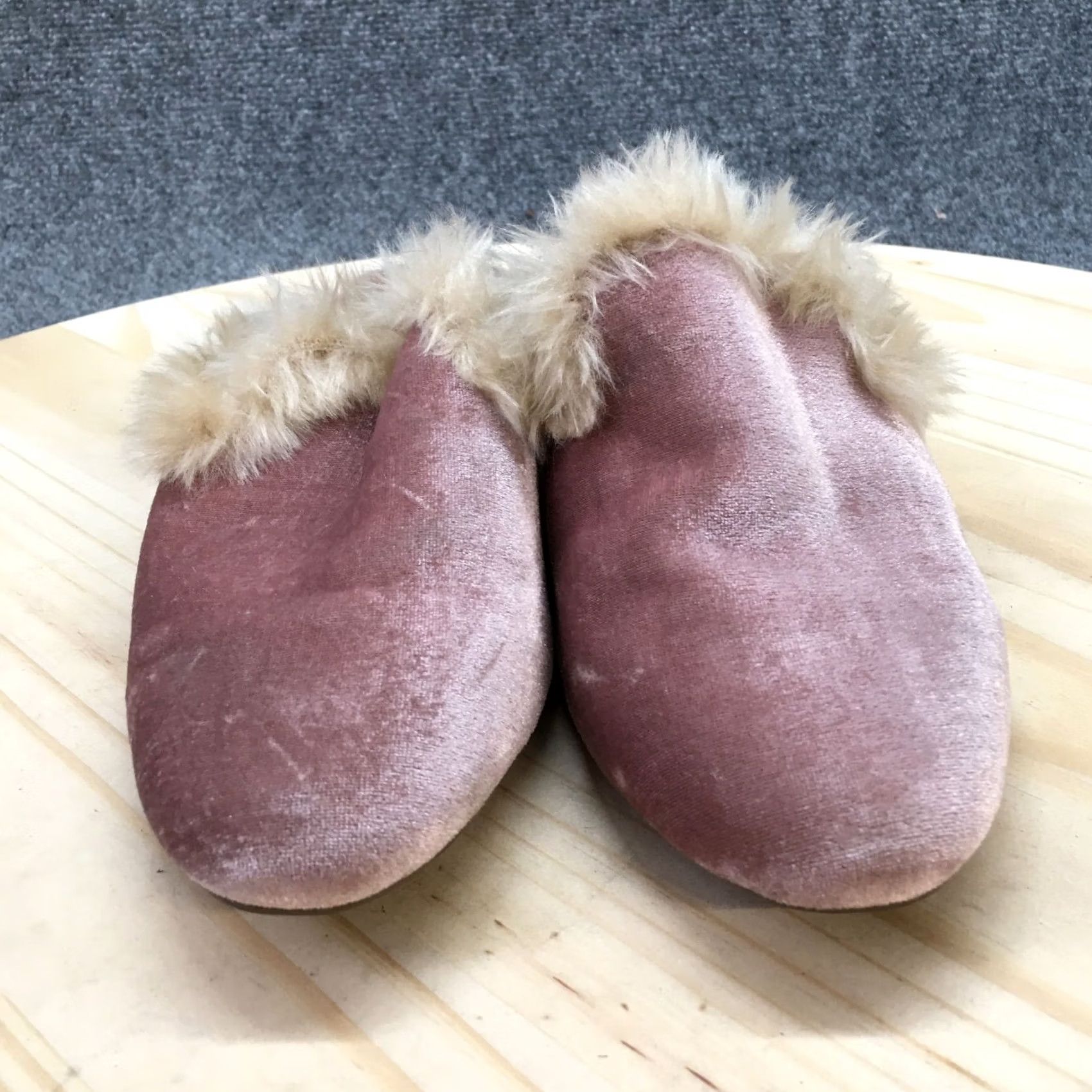 Vintage Universal Thread Sandals Womens 7 Bibiana Mule Block Heels Pink Slip On Fur Sandal Women M Pink Black Fur Trim Casual Slide Shoes Womens Size US 7 / IT 37 - 5 Thumbnail