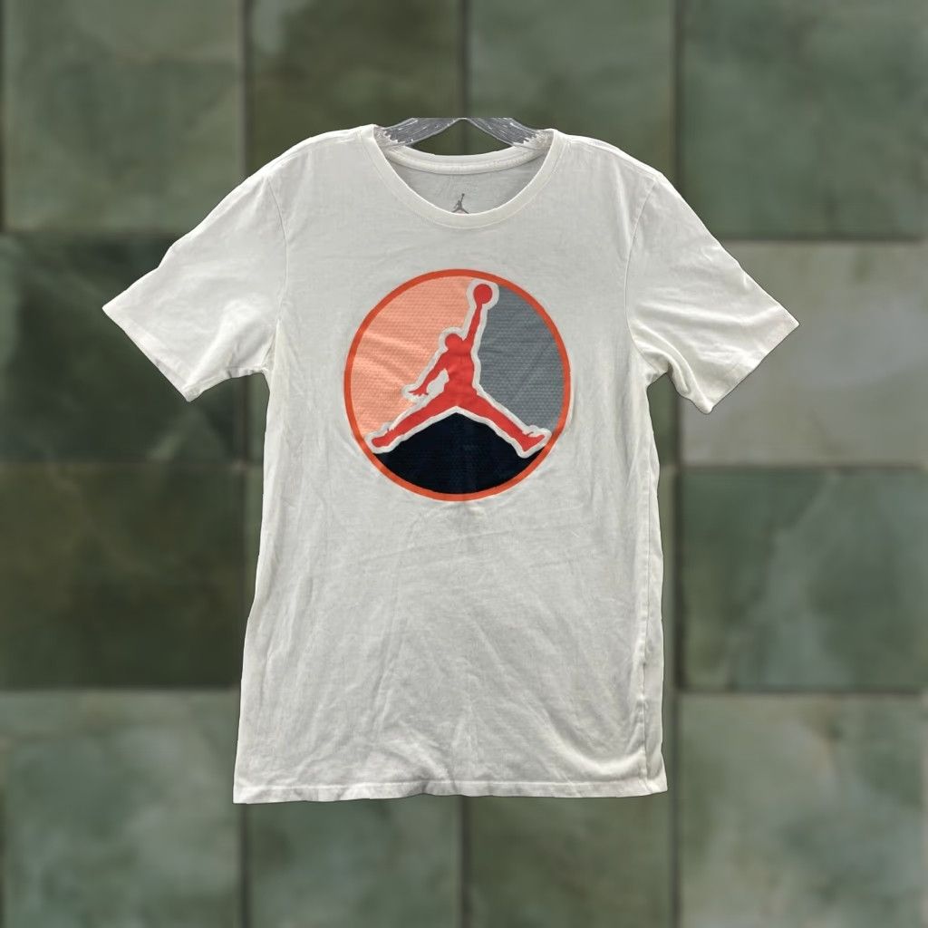Jordan Brand Jordan T-Shirt Mens Small White Jumpman Crew Neck Size US S / EU 44-46 / 1 - 1 Thumbnail