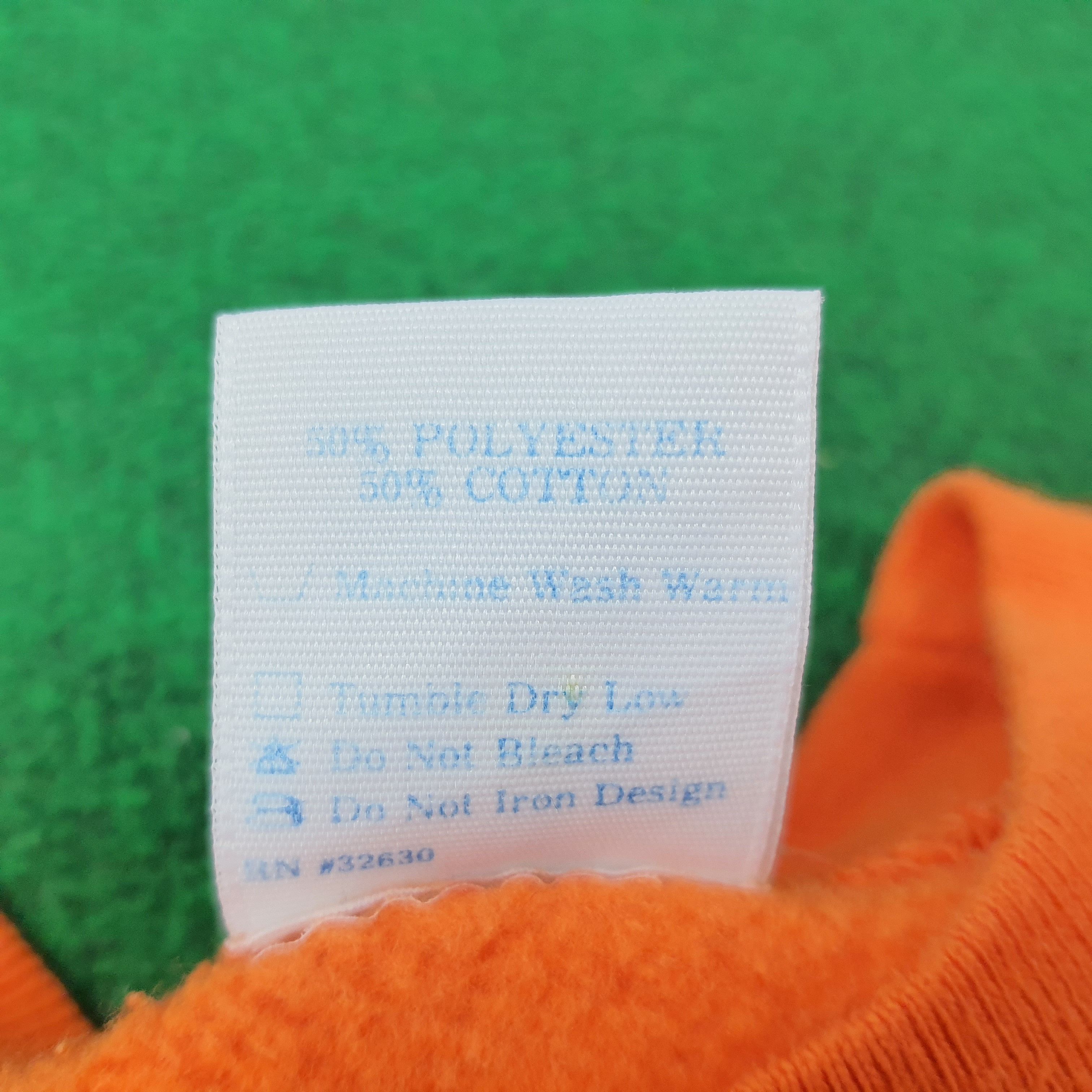 NFL Vintage Massillon Tigers Football Team Sweatshirt C251N28 Size US L / EU 52-54 / 3 - 6 Thumbnail