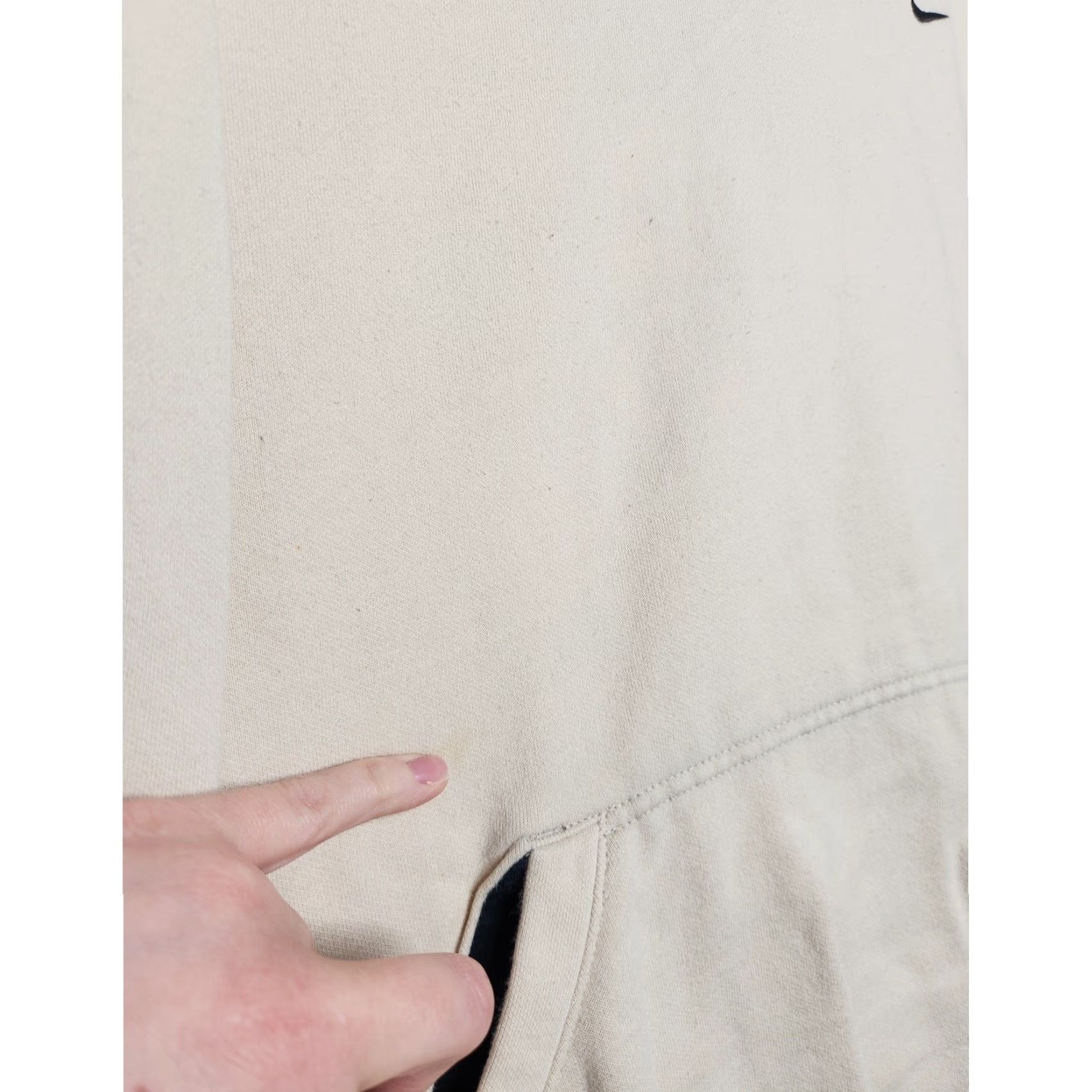 Nike VINTAGE Nike XXL Hoodie Crewneck Swoosh Sweatshirt Ivory Cream Unisex Adults 2XL Pullover Size US XXL / EU 58 / 5 - 4 Thumbnail