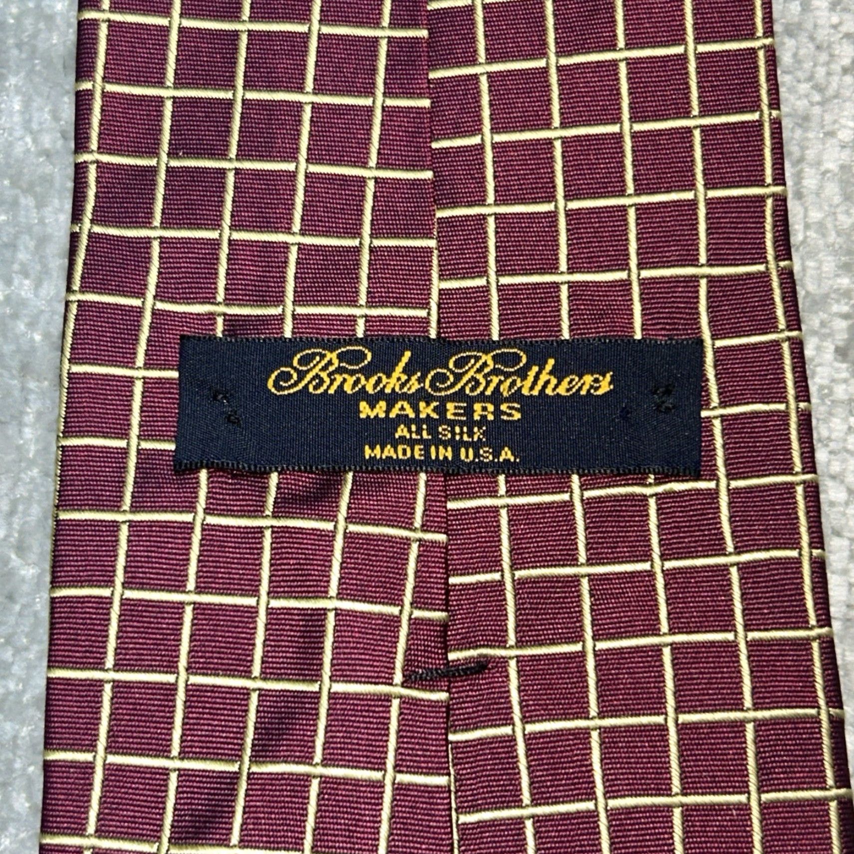 Brooks Brothers Brooks Brothers Makers Maroon Gold Check Silk Neck Tie USA 57 X 3.5 Men Tie One Size Red Silk Logo Vintage No Size ONE SIZE - 2 Thumbnail