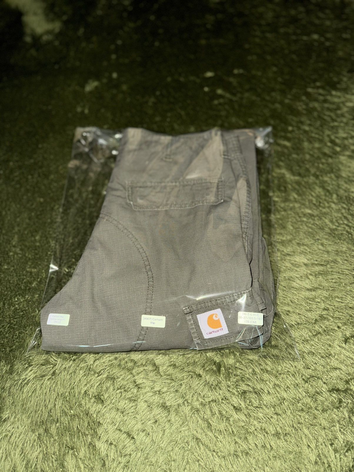 Carhartt Wip [28X32] Carhartt WIP Ripstop Cargo Pants Olive Size US 28 / EU 44 - 14 Thumbnail