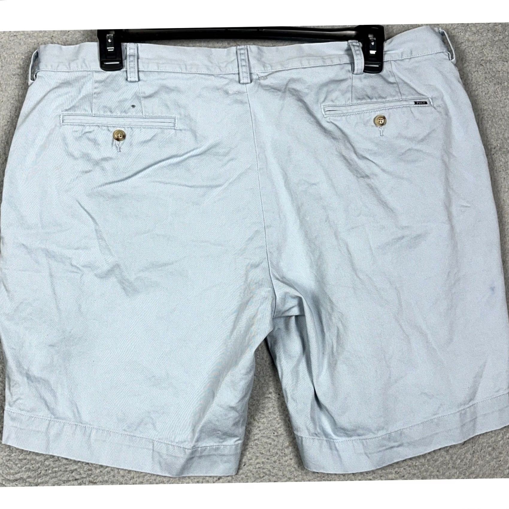 Polo Ralph Lauren Polo Ralph Lauren Shorts Mens 42X9 Light Blue Classic Fit Khakis Casual Pockets Size US XL / EU 56 / 4 - 2 Thumbnail