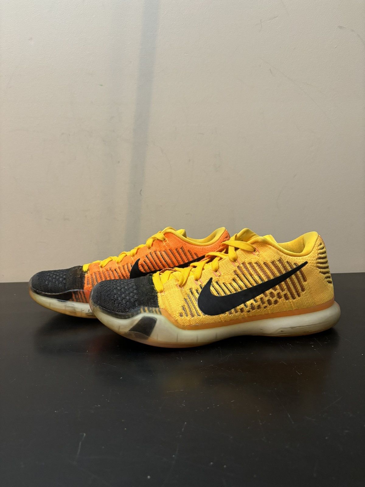 Nike Kobe 10 Elite Chester Cheetos Rivalry Yellow