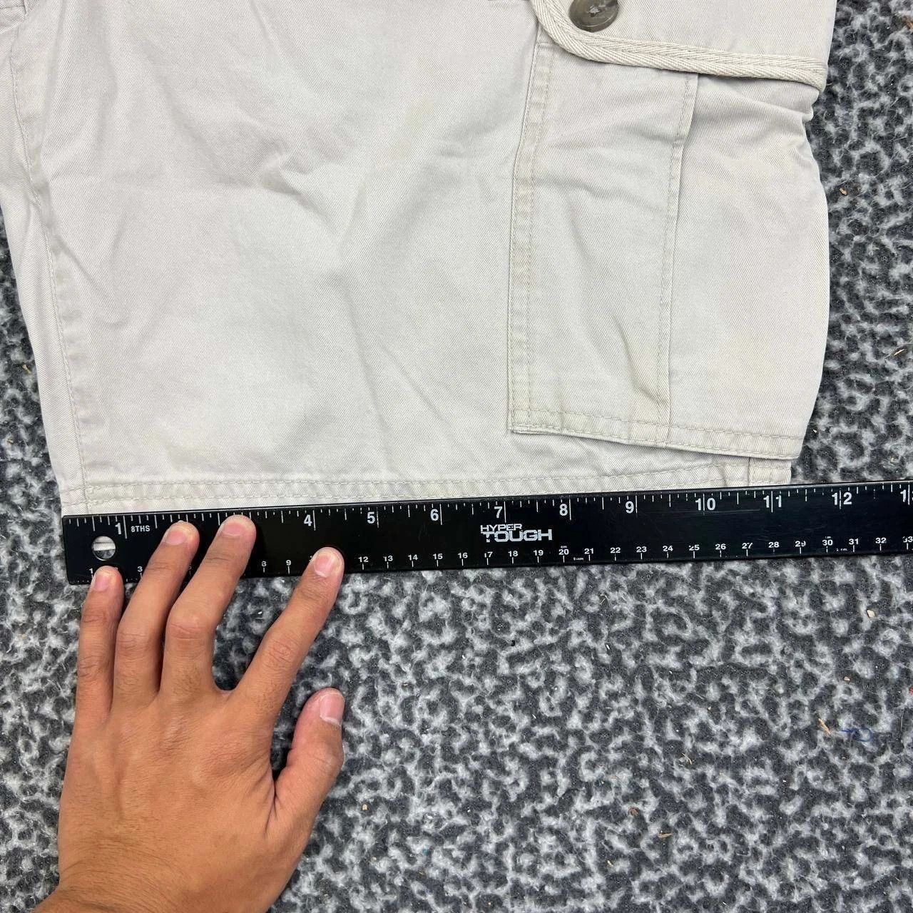 Banana Republic Banana Republic Cargo Shorts Men 38 Beige Pockets Outdoor Size US 38 / EU 54 - 7 Thumbnail