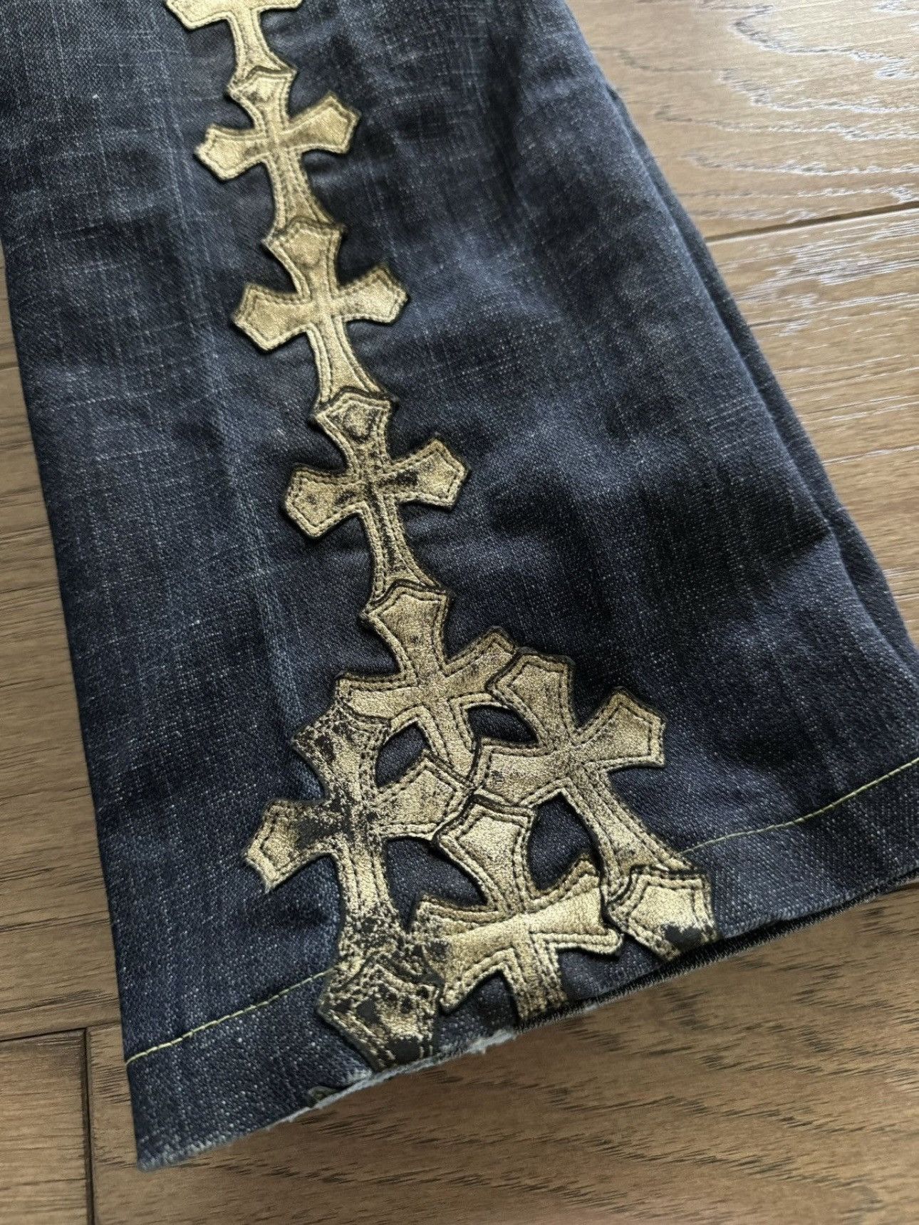 Chrome Hearts Chrome Hearts Notify Custom Gold Leather Cross Patch Denim Size 27" / US 4 / IT 40 - 16 Thumbnail
