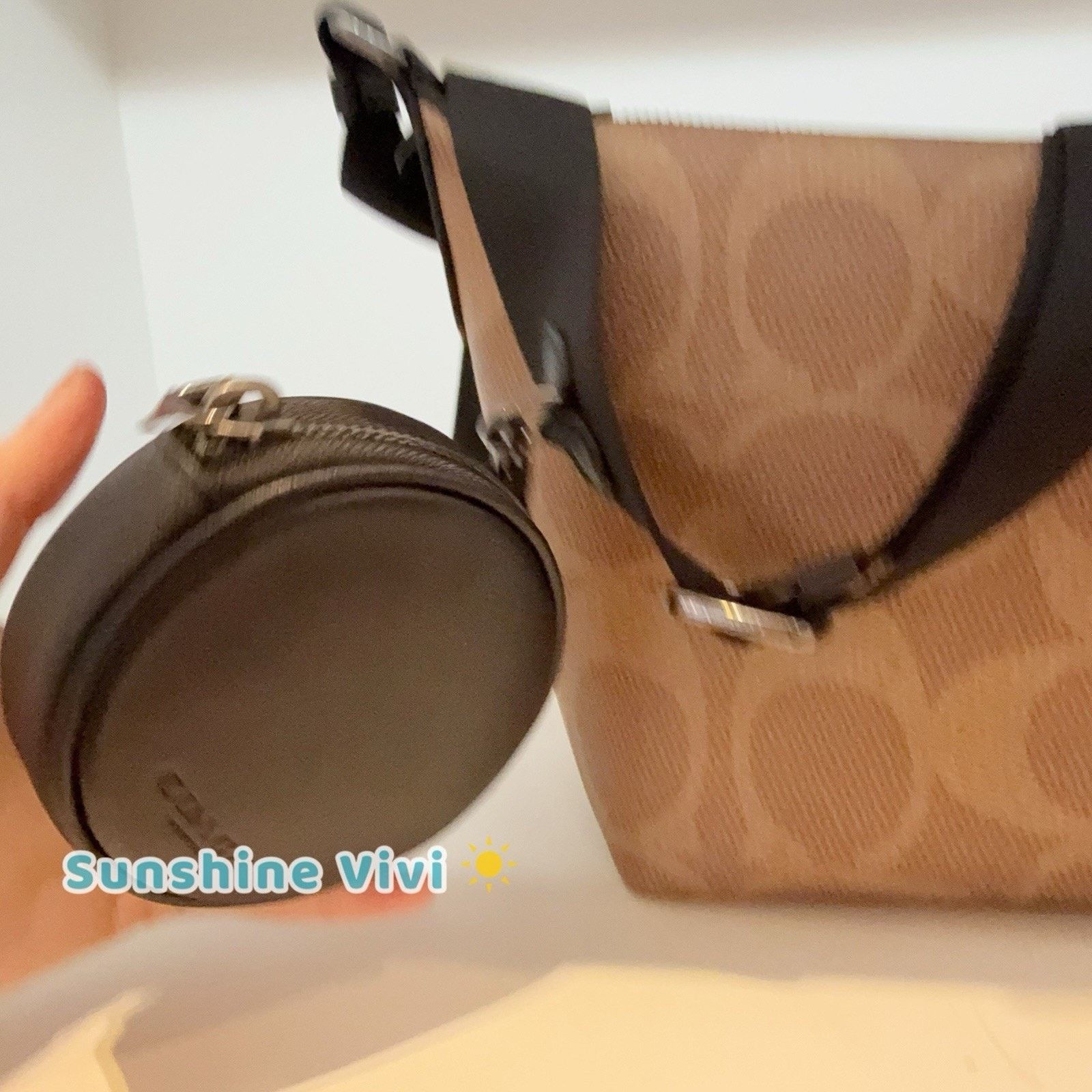 Coach NWT COACH Finn Crossbody Bag Signature CCG19 Tan/Black Size ONE SIZE - 2 Thumbnail