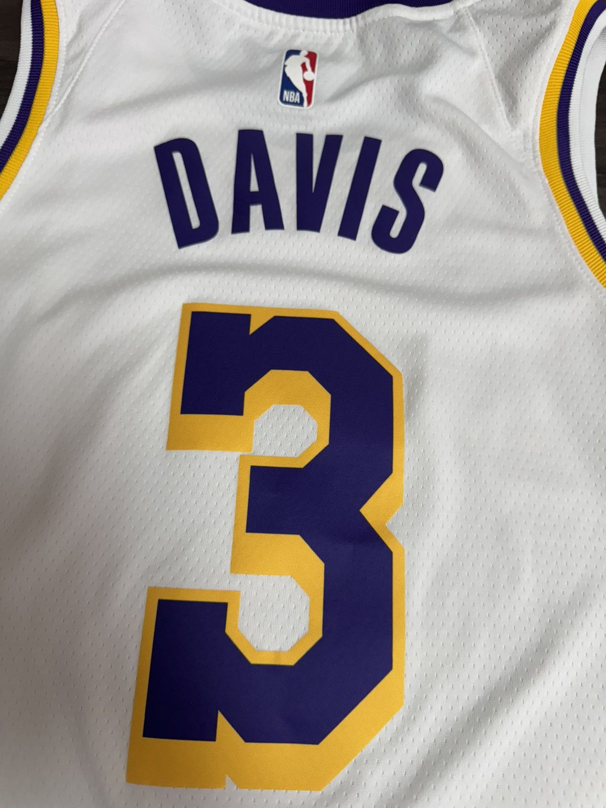 Nike Los Angeles Lakers Anthony Davis #3 NBA Swingman Jersey Size US M / EU 48-50 / 2 - 8 Thumbnail