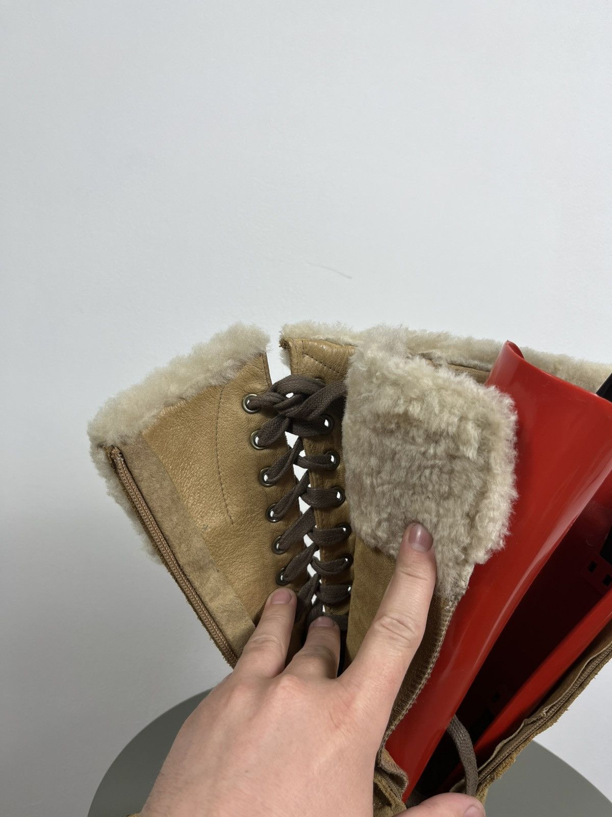 Converse Converse Shearling Leather Suede Boots Winter Buckle Size 9 Size US 9 / IT 39 - 16 Thumbnail
