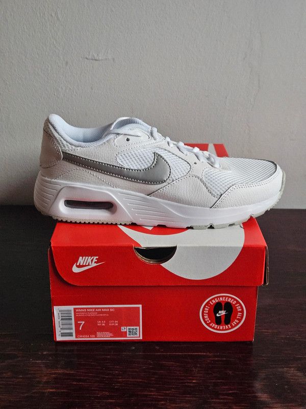 Nike Nike Air Max SC 38 Size US 7 / IT 37 - 1 Thumbnail