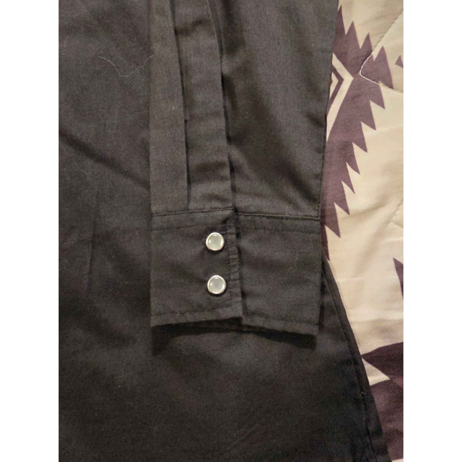Vintage VINTAGE Ely Country Charmers Women's Embroidered Pearl Snap Western Shirt Small Black S Casual Western, 80s 90s Womens Shirt Size S / US 4 / IT 40 - 6 Thumbnail