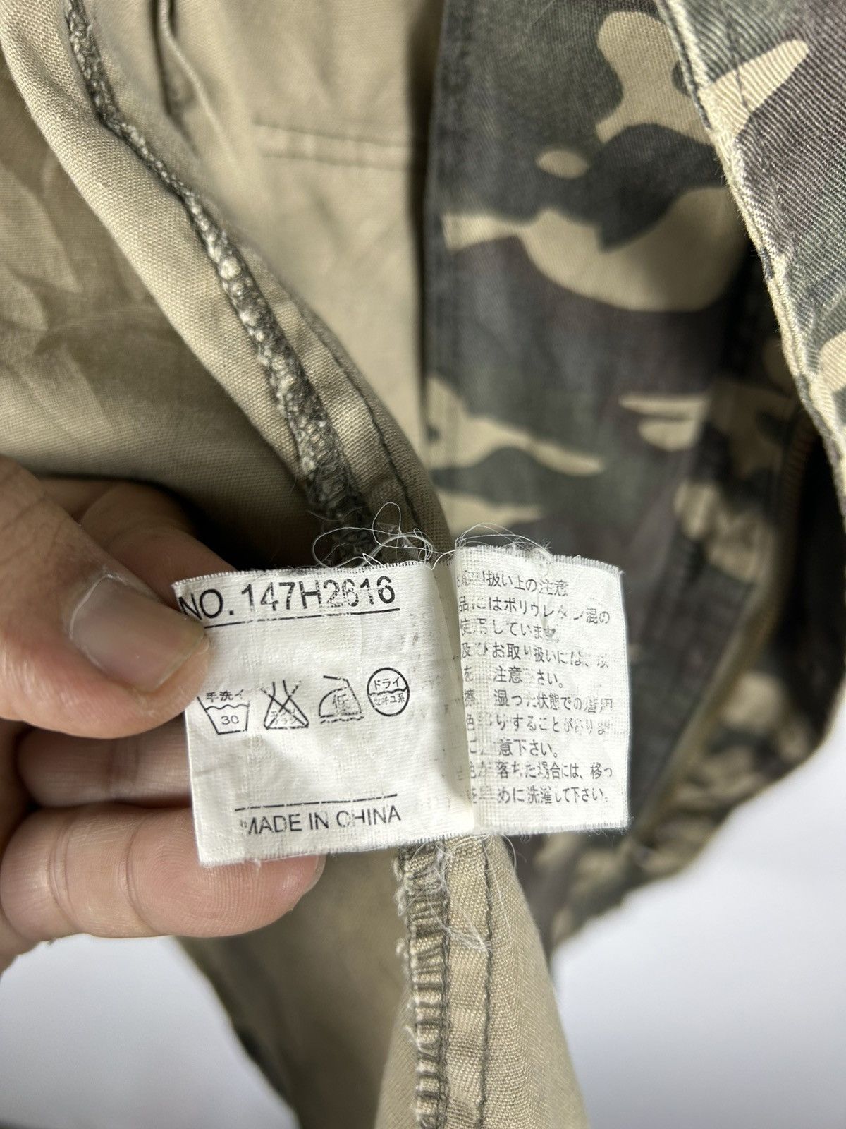 Japanese Brand ⚡️Vintage Fazbee Camo Hooded Multi Pocket Zipper Jacket Size M / US 6-8 / IT 42-44 - 13 Thumbnail