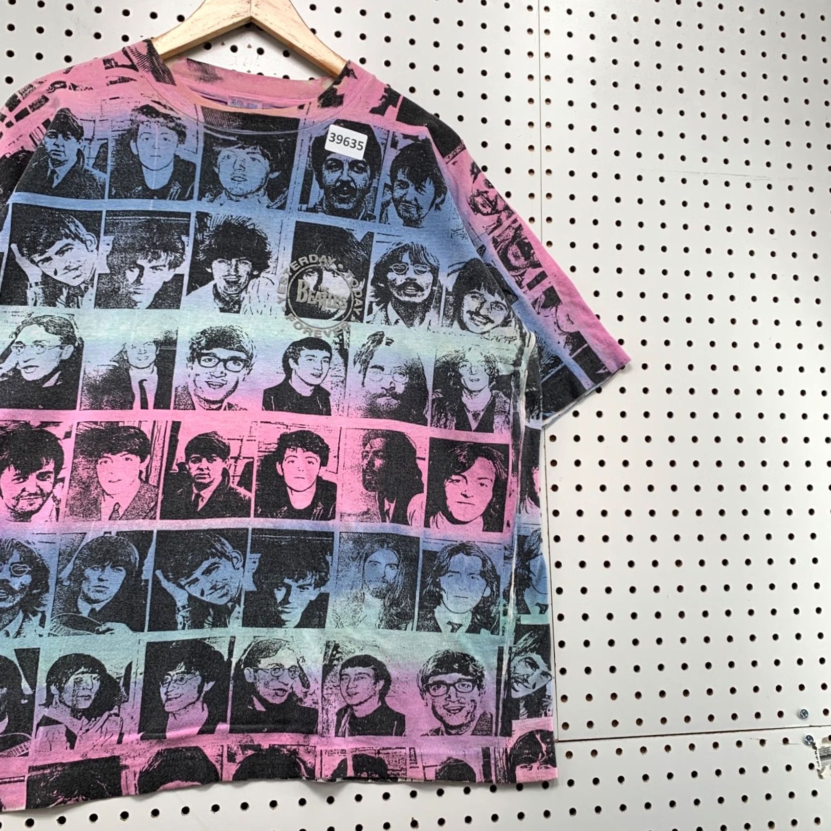 Vintage VINTAGE 90s Beatles Shirt Mens Large All Over Print Pink Blue Music Size US L / EU 52-54 / 3 - 5 Thumbnail