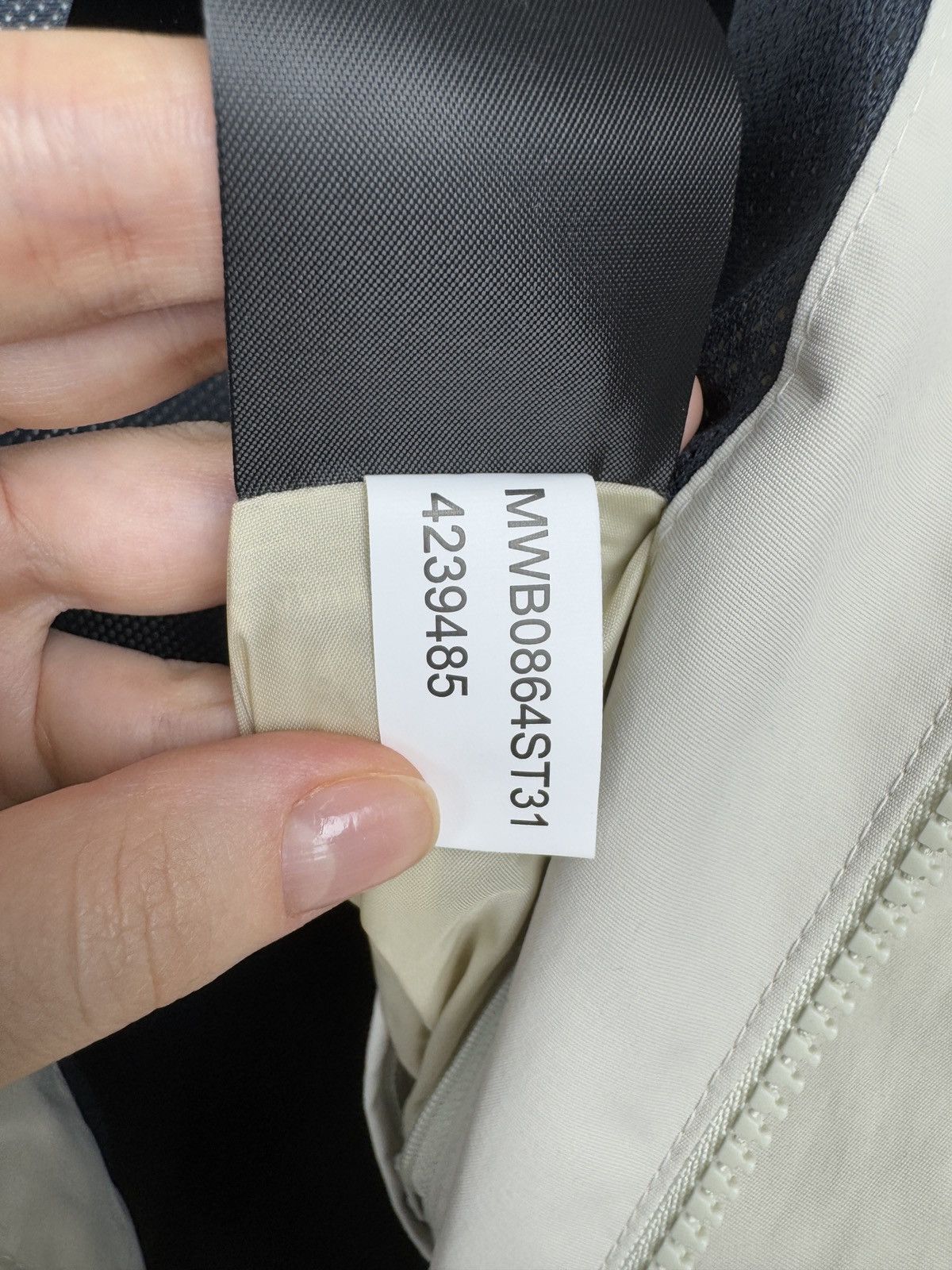 Barbour Barbour Men’s Bobbin Waterproof Jacket - Mist - Size XL Size US XL / EU 56 / 4 - 14 Thumbnail