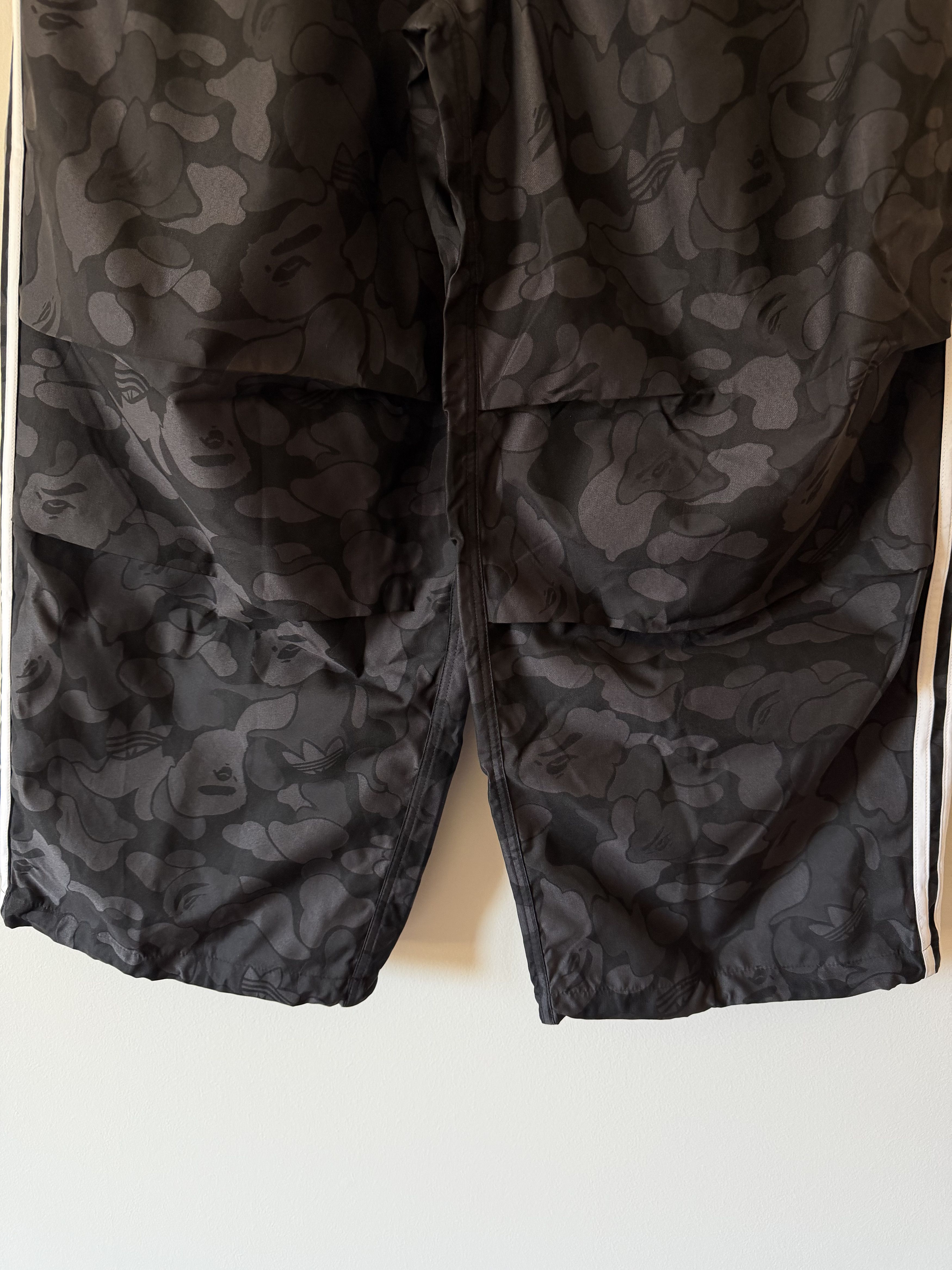Adidas × Bape Bape Adidas Jacquard Track Pants in Black Camo Size US 36 / EU 52 - 3 Thumbnail