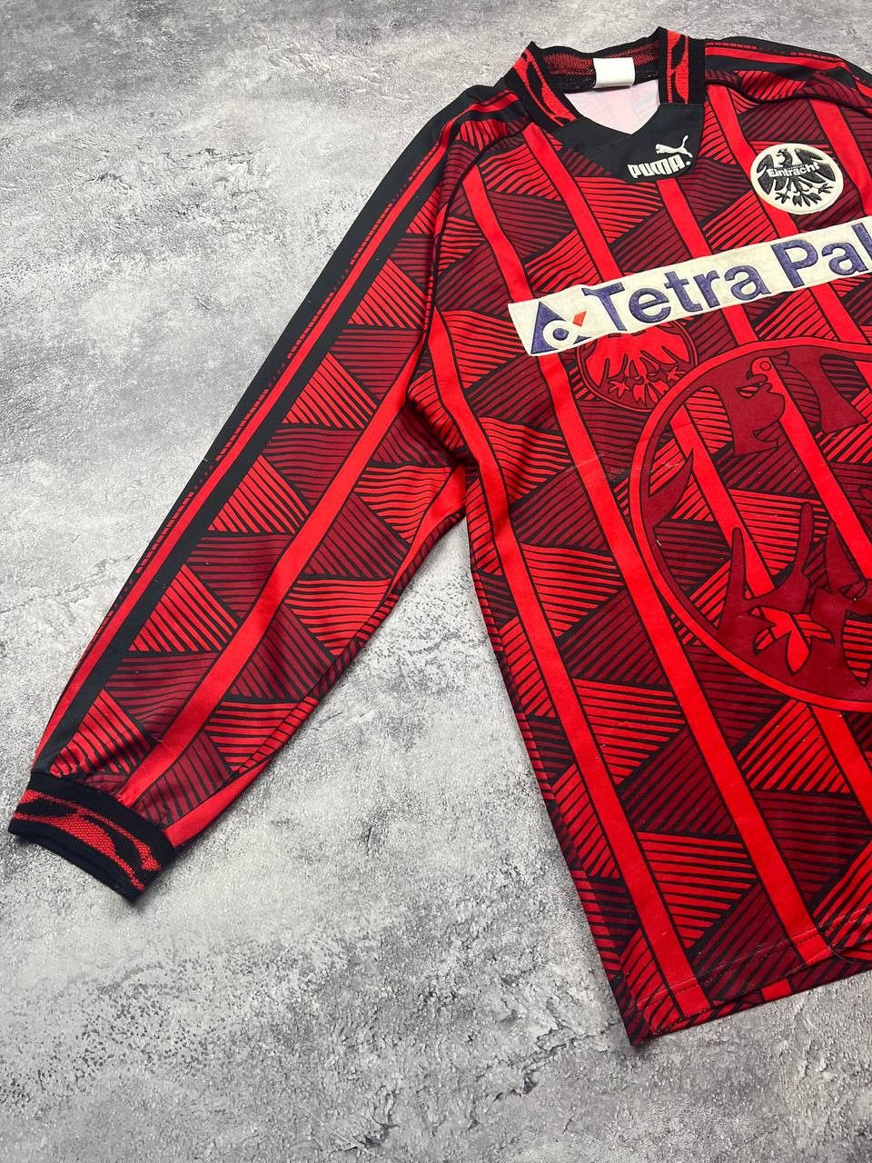 Puma Eintracht Frankfurt 1995-1996 Home Long Sleeve Jersey Size US M / EU 48-50 / 2 - 2 Thumbnail