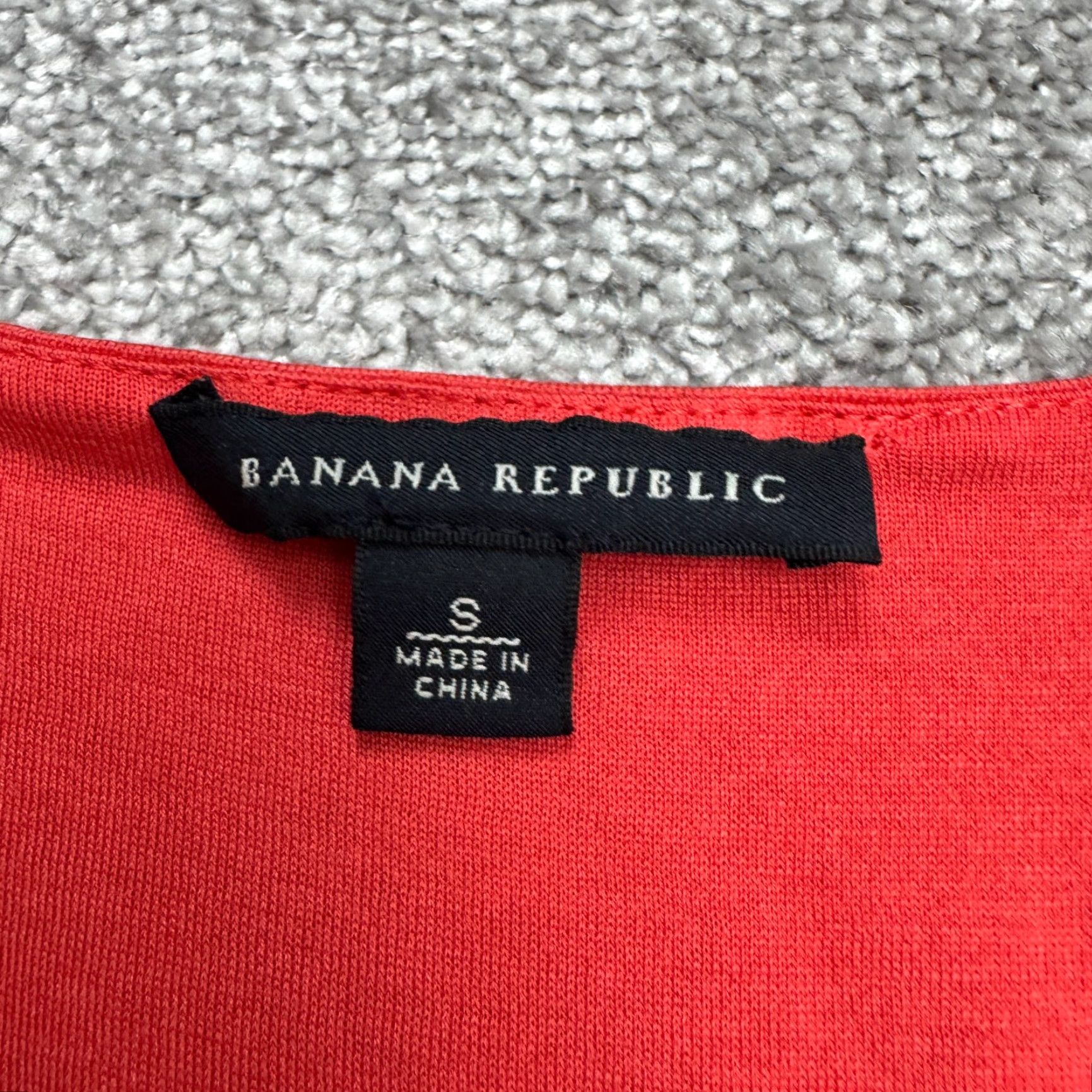 Banana Republic Banana Republic Silk Blend Sleeveless A-Line Dress Women S Red V-Neck Casual Size S / US 4 / IT 40 - 5 Thumbnail
