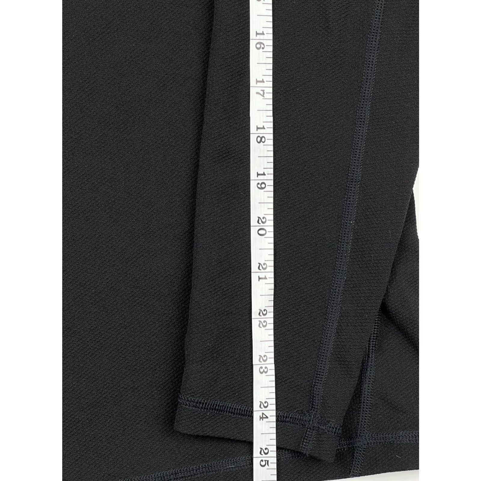 Under Armour Under Armour Men's Black M Compression Shirt HeatGear Workout Gym Long Sleeve Shirt Size US M / EU 48-50 / 2 - 7 Thumbnail