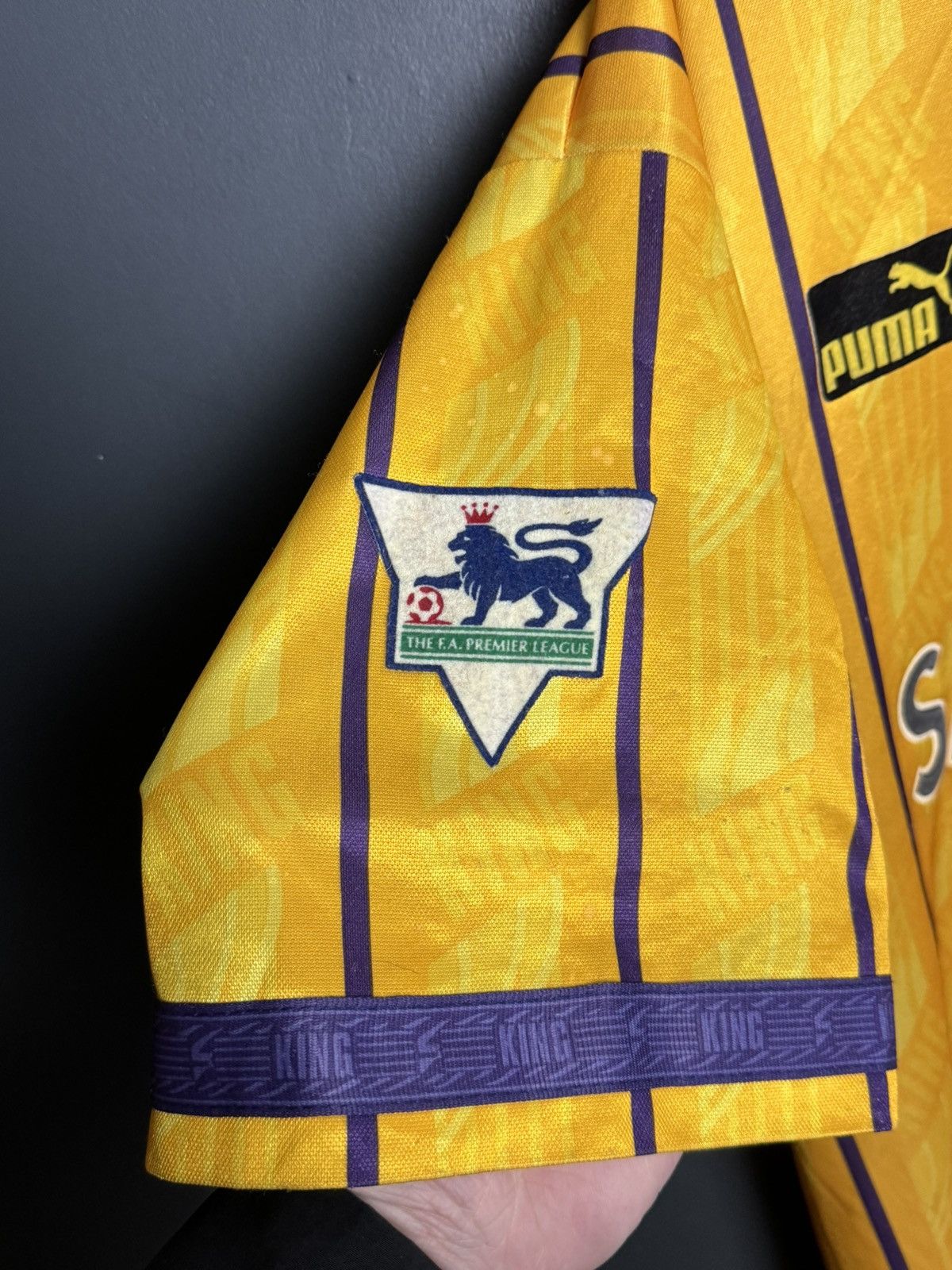 Puma Sheffield Wednesday 94/95 Third Football Jersey Size US M / EU 48-50 / 2 - 4 Thumbnail