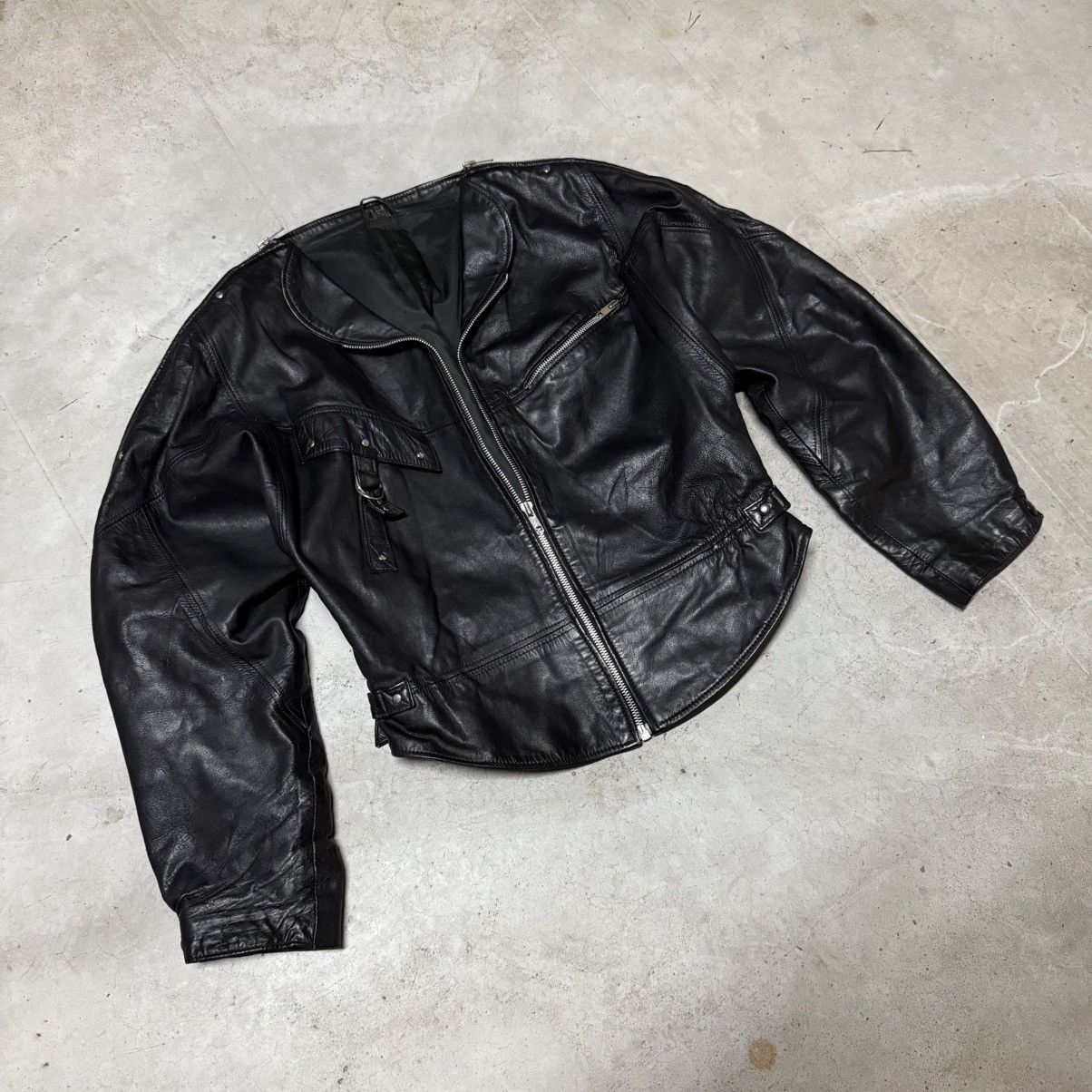 Japanese Brand Vintage womans shoulder zip up opium leather jacket Size S / US 4 / IT 40 - 4 Thumbnail