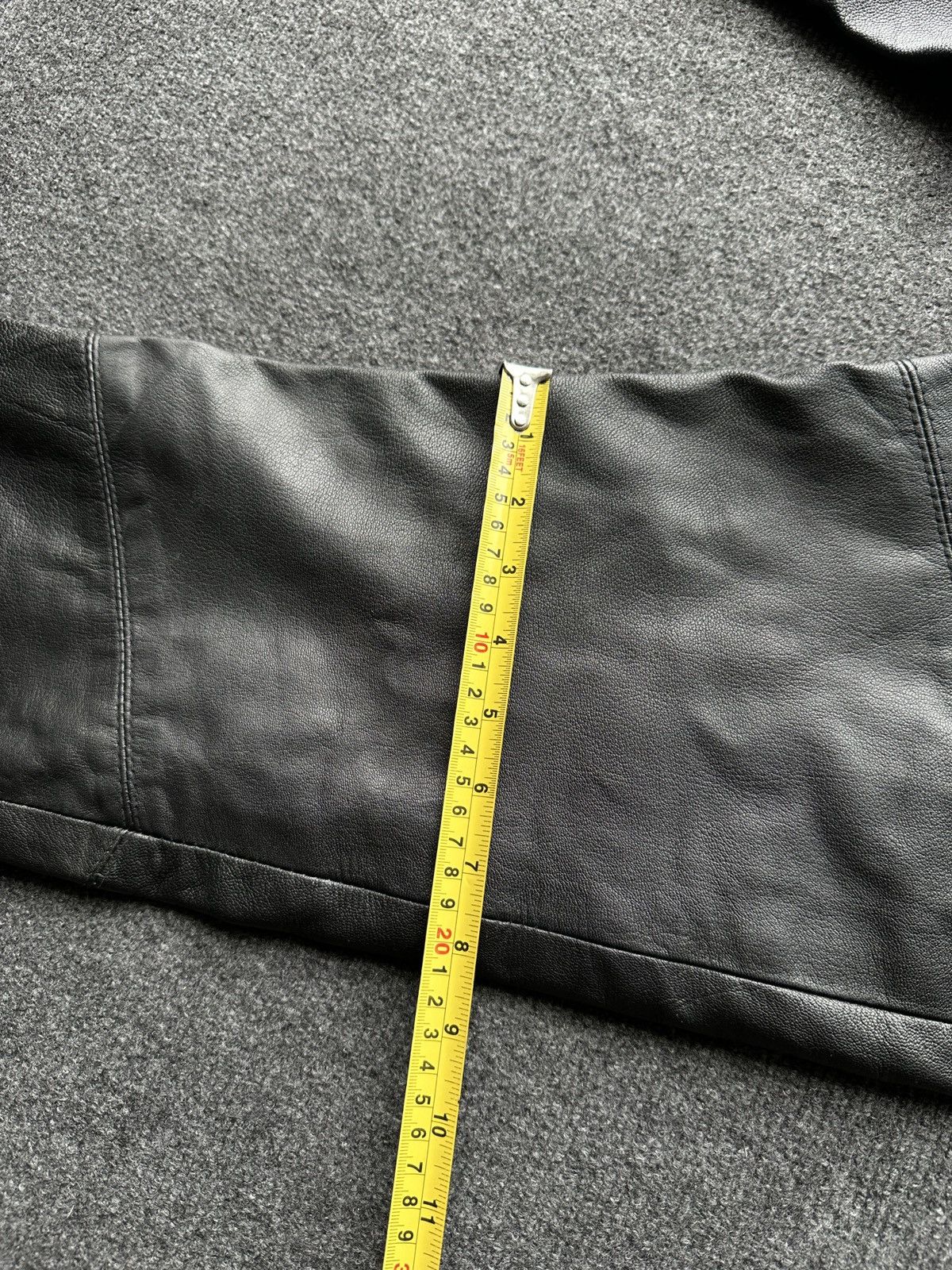 Apollo APOLLO 🚨SWISS DESIGN leather pants motorcycles LUXURY Y2K Size 27" / US 4 / IT 40 - 21 Thumbnail