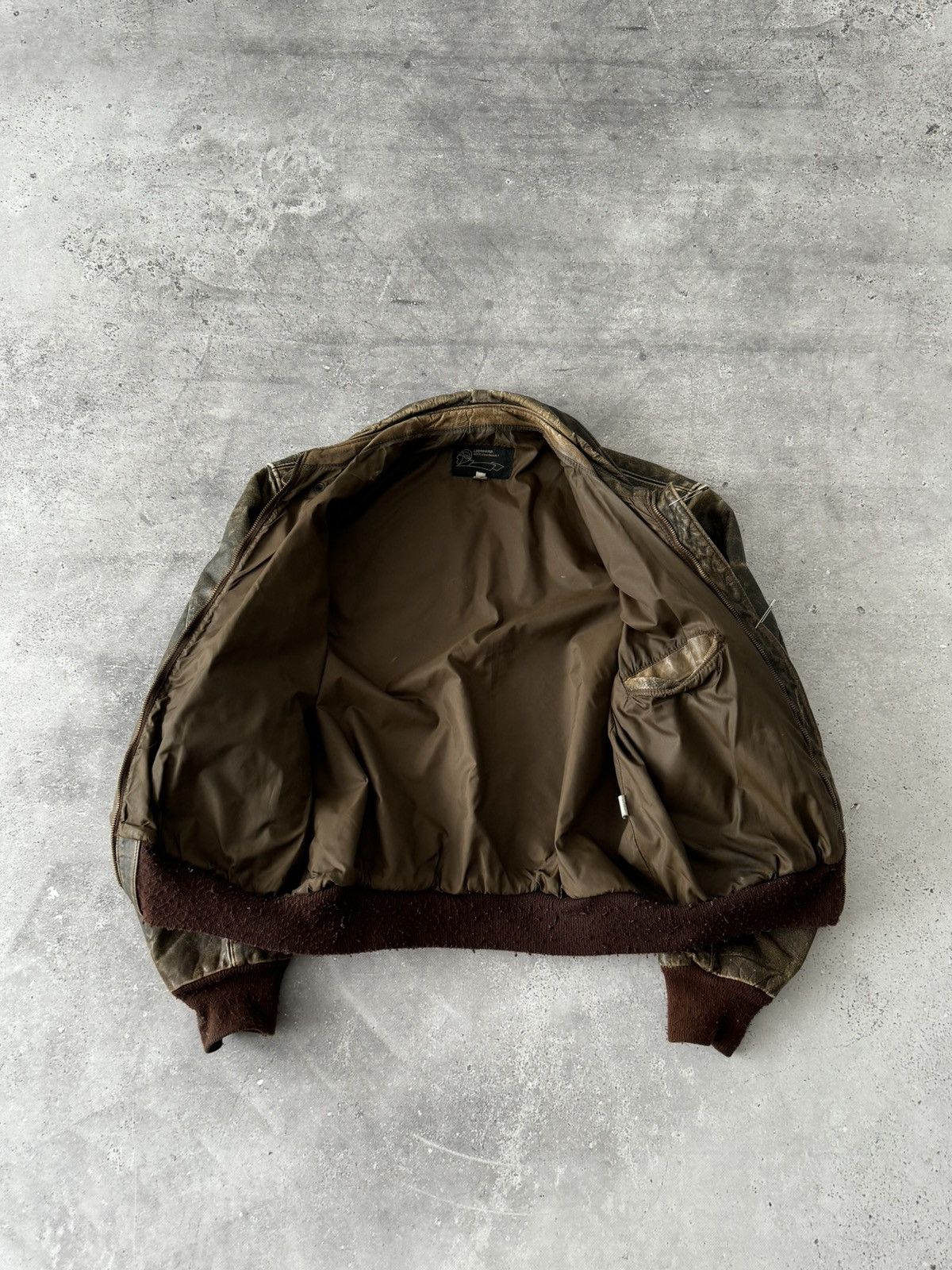 Vintage 1970s Vintage USAF A2 ‘Leonhard’ Flying Leather Faded Jacket Size US S / EU 44-46 / 1 - 10 Thumbnail
