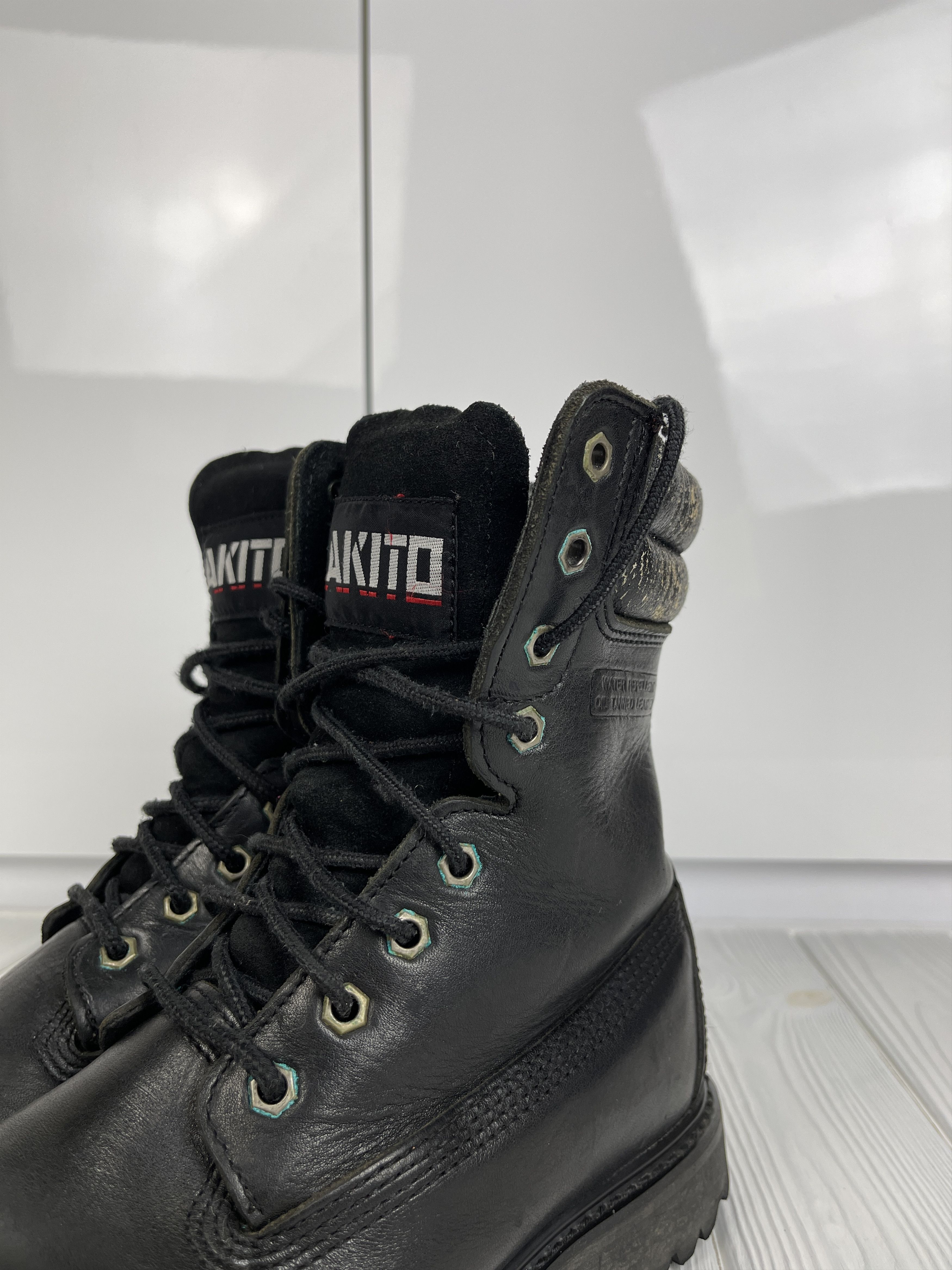 Leather AKITO Leather Boots Water Repellent Size US 5 / EU 37 - 9 Thumbnail