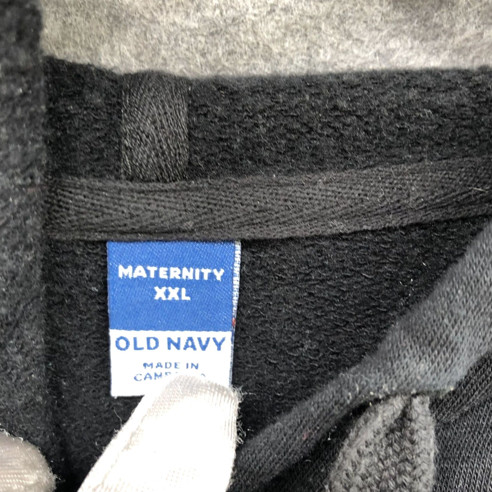 Old Navy Old Navy Maternity Nursing Hoodie Womens XXL Black Cross Front Pullover Shirt Size XXL / US 16-18 / IT 52-54 - 5 Thumbnail