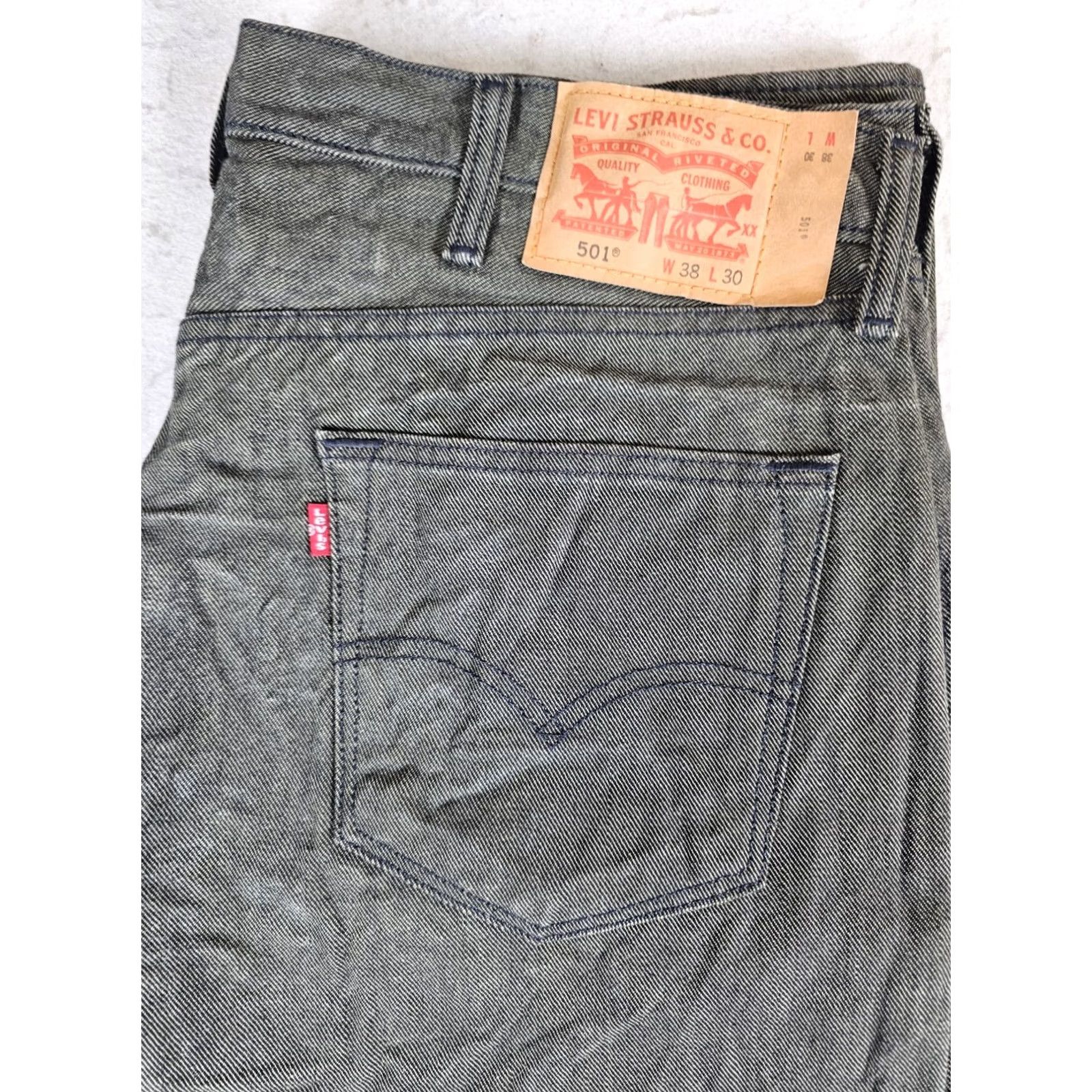 Levi's VINTAGE Levi's 501 Jeans Straight Leg Denim Jeans Button Fly Dark Green Mens 38x30 Regular Inseam 30 in 90s Retro Size US 38 / EU 54 - 2 Thumbnail