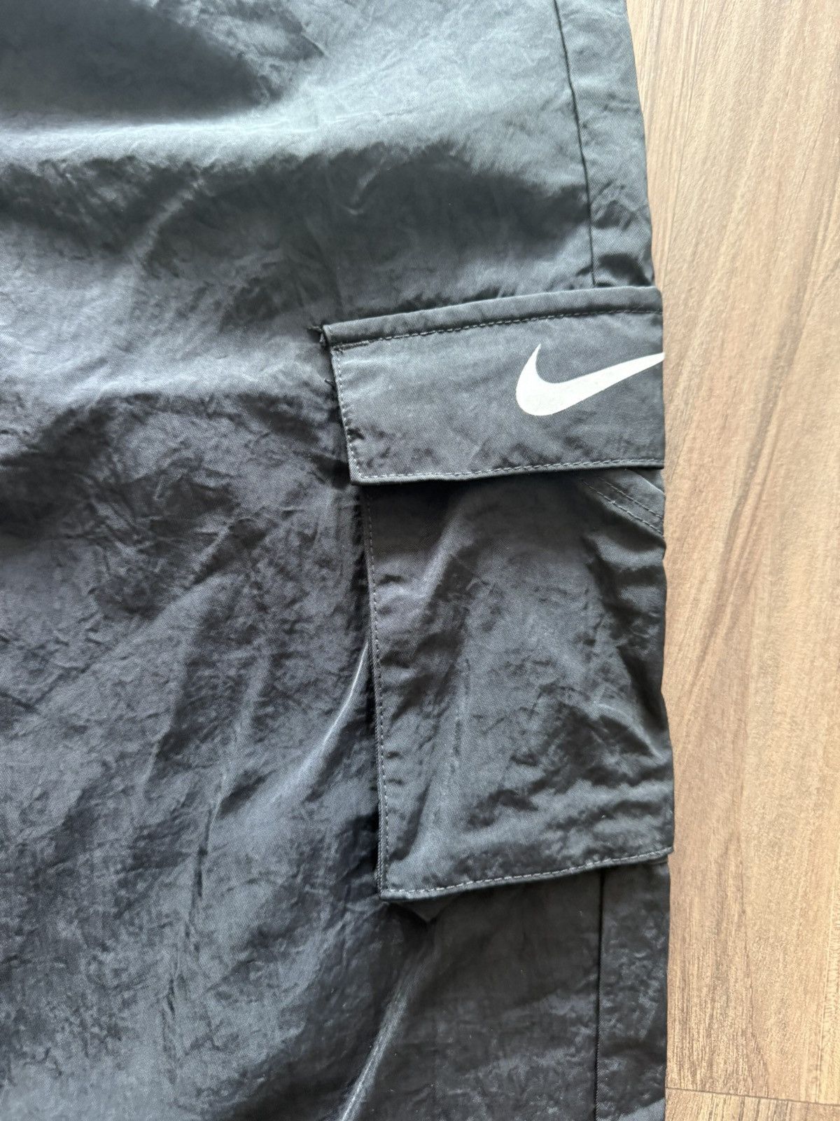 Nike Nike Women’s Oversized Cargo Pants Black Large Worn Once Size 34" / US 12 / IT 48 - 3 Thumbnail