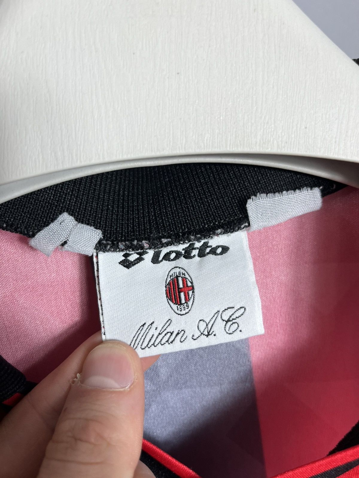 Lotto Sport AC MILAN 1993 1994 HOME SHIRT vintage mens Size US M / EU 48-50 / 2 - 3 Thumbnail