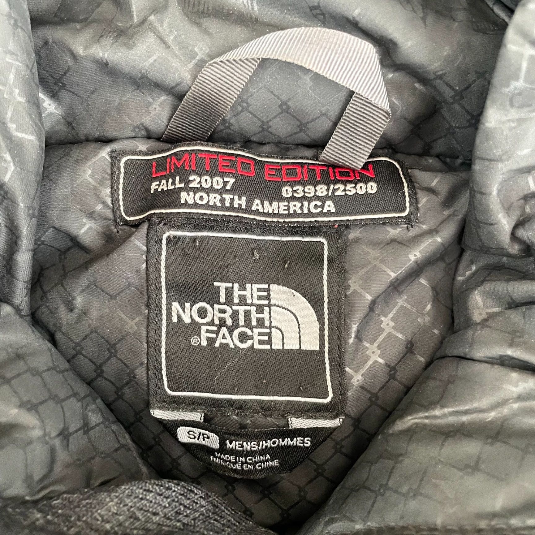 The North Face The North Face Jacket Men Small Gray Limited Edition 2007 Padded Down HyVent Zip Hooded Parka Mens S Gray Limited Edition Down HyVent Size US S / EU 44-46 / 1 - 2 Thumbnail