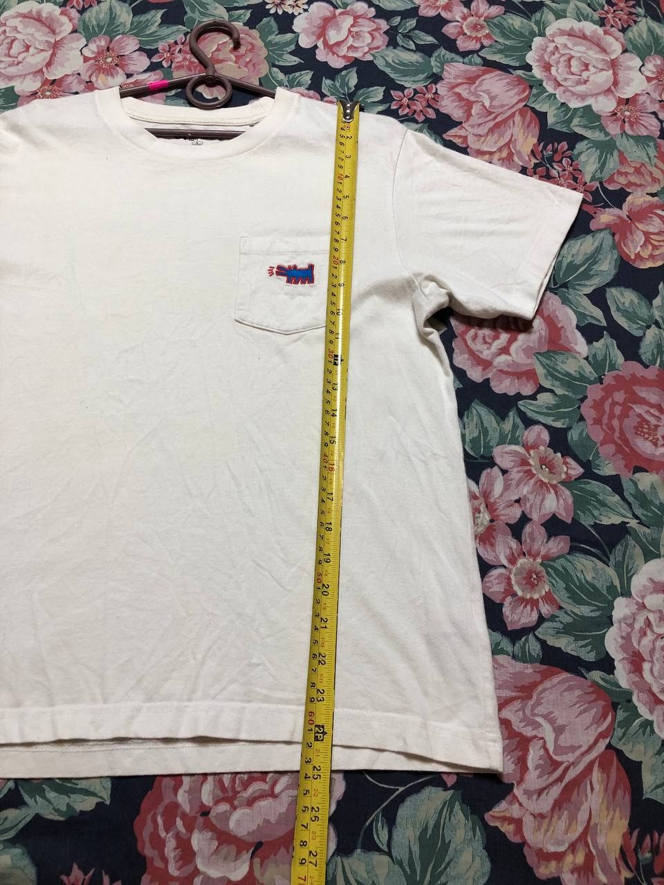 Uniqlo Vintage Uniqlo Y2K Logo Short Sleeve T-Shirt Size S Size US S / EU 44-46 / 1 - 9 Thumbnail