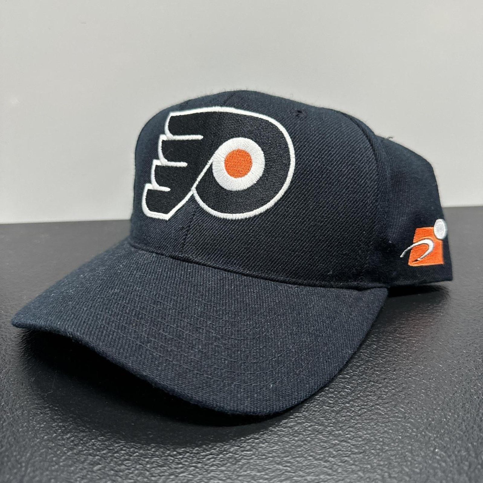 Vintage Sports Specialties Philadelphia Flyers Vintage SnapBack Hat Size ONE SIZE - 3 Thumbnail