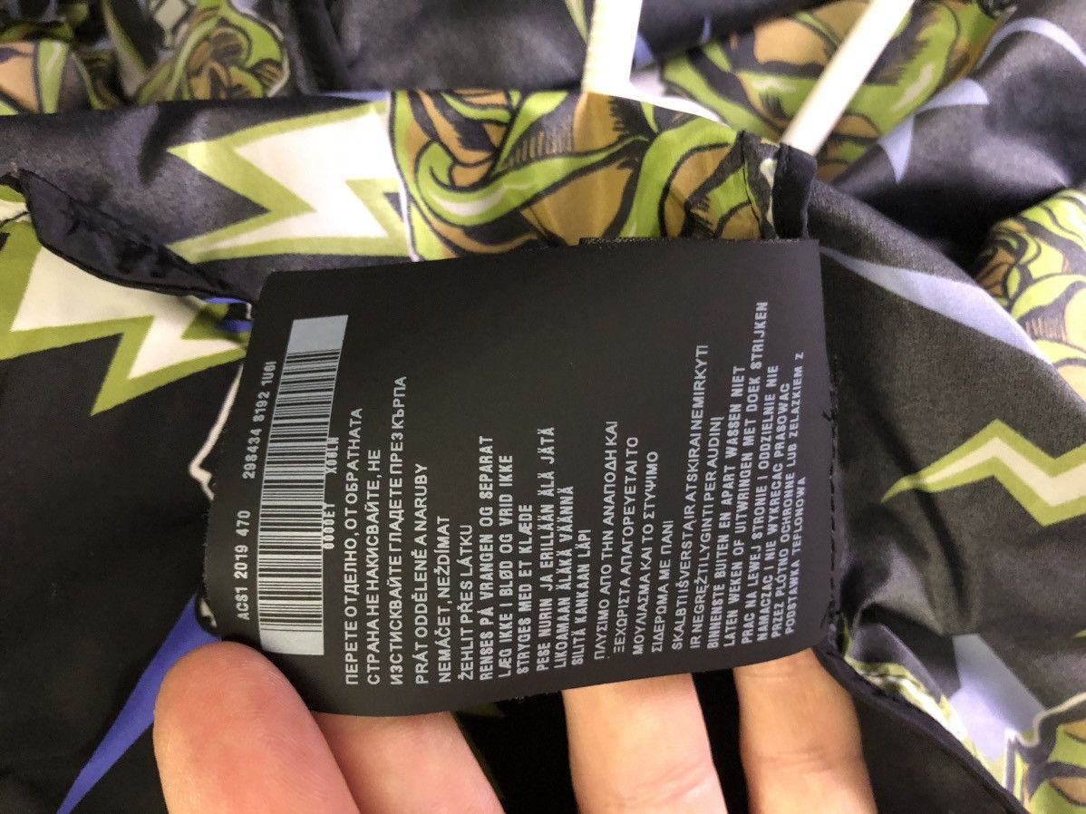 Prada Ss19 Prada rose Lightning Bolt hooded Nylon Windbreaker Size US S / EU 44-46 / 1 - 10 Thumbnail
