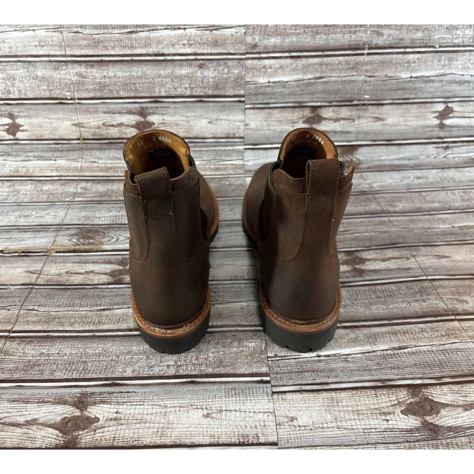 Allen Edmonds Allen Edmonds Grafton Snuff Suede Chelsea Boot sz 11 D color Size US 11 / EU 44 - 3 Thumbnail