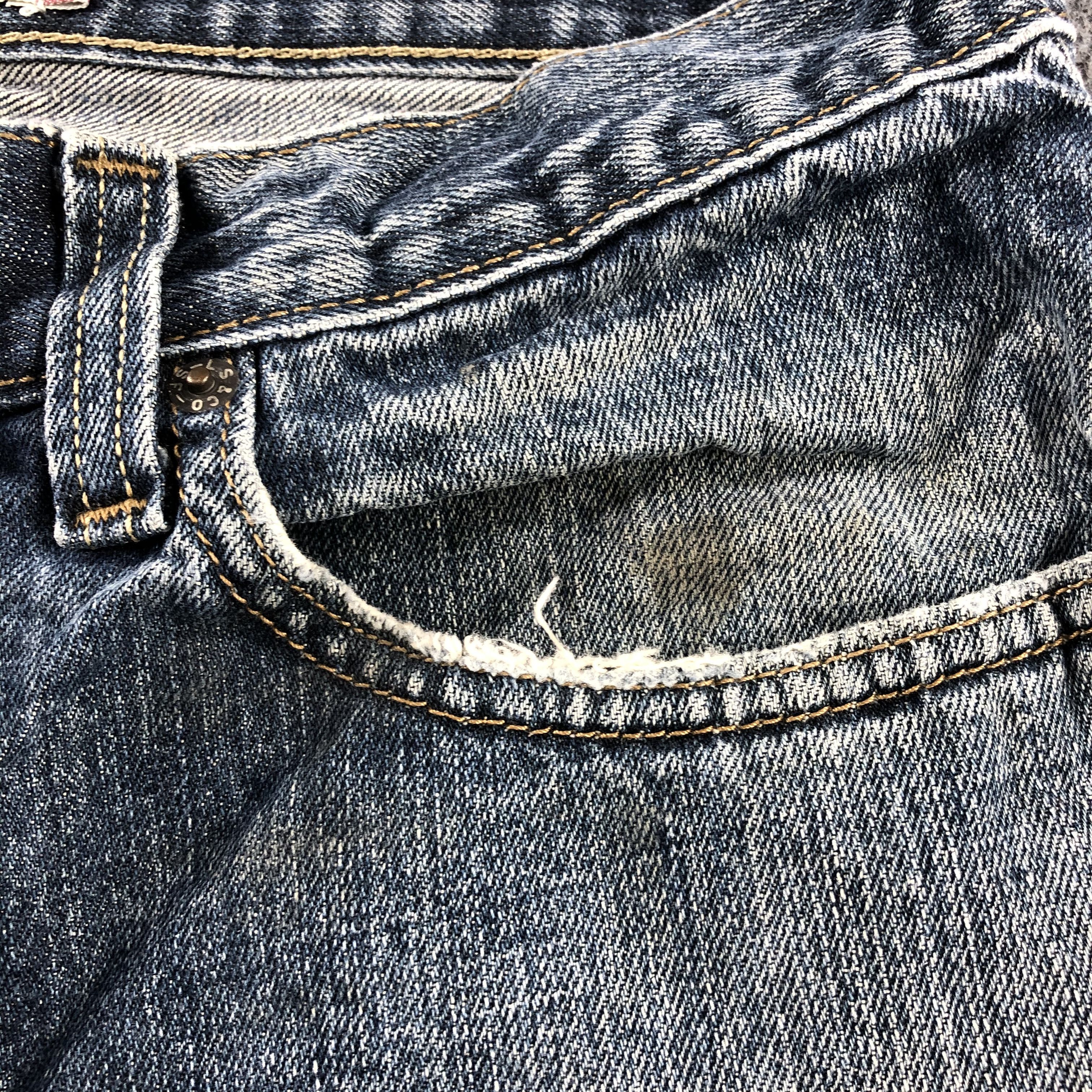 Levi's Vintage Levis 559 Jeans-J2587 Size US 31 - 11 Thumbnail