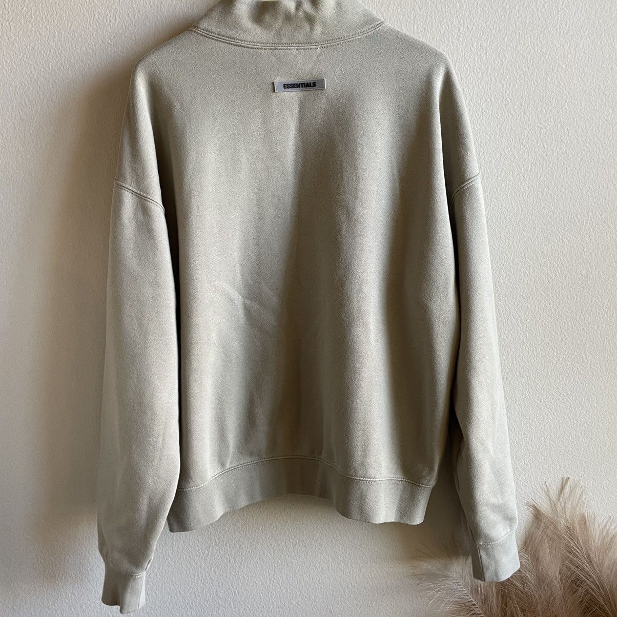 Essentials × Fear of God Essentials Fear of god mock neck sweatshirt size S Size US S / EU 44-46 / 1 - 6 Thumbnail