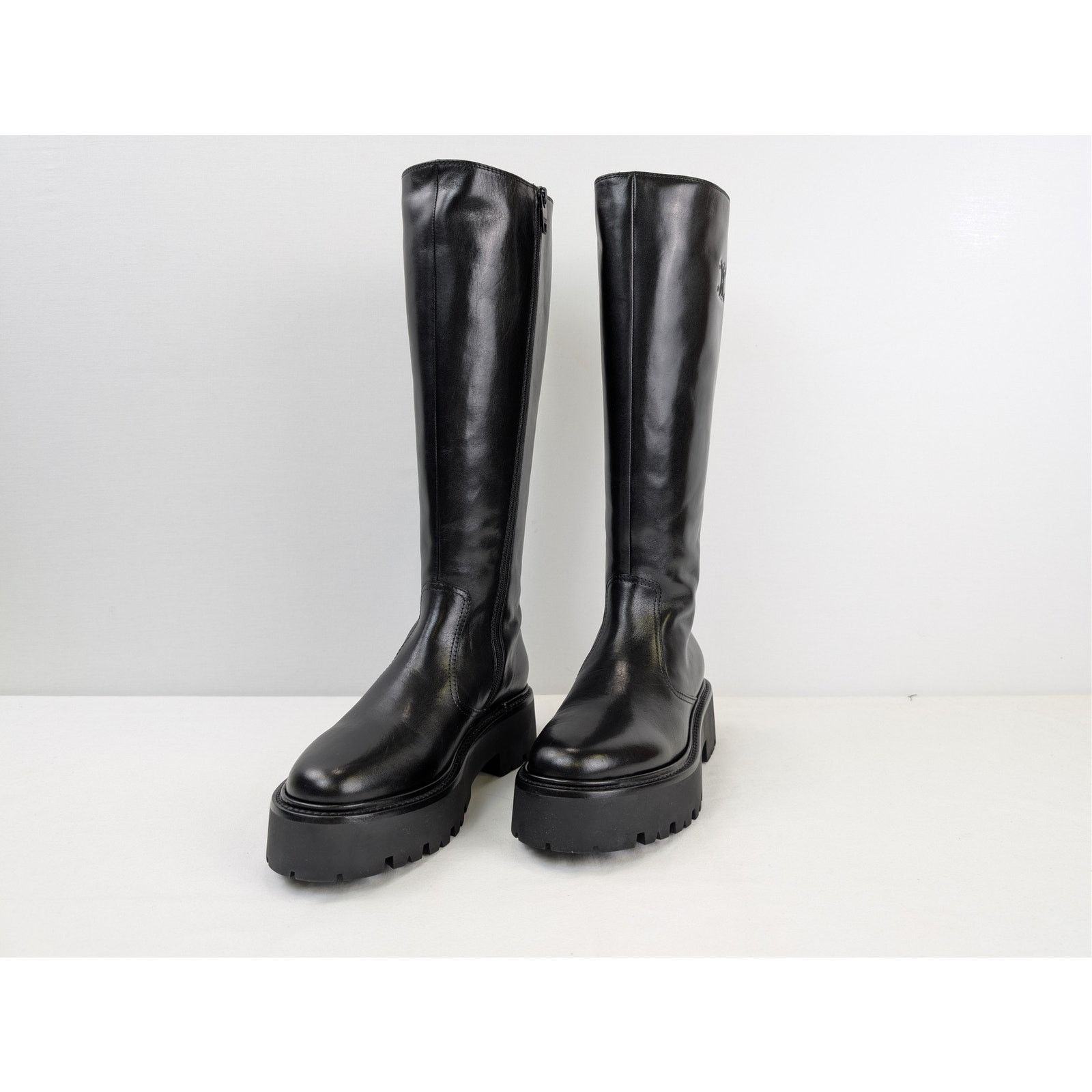 Celine o1rshd1 Bulky Zipped Boots leather with Triomphe signature Size US 9 / IT 39 - 8 Thumbnail