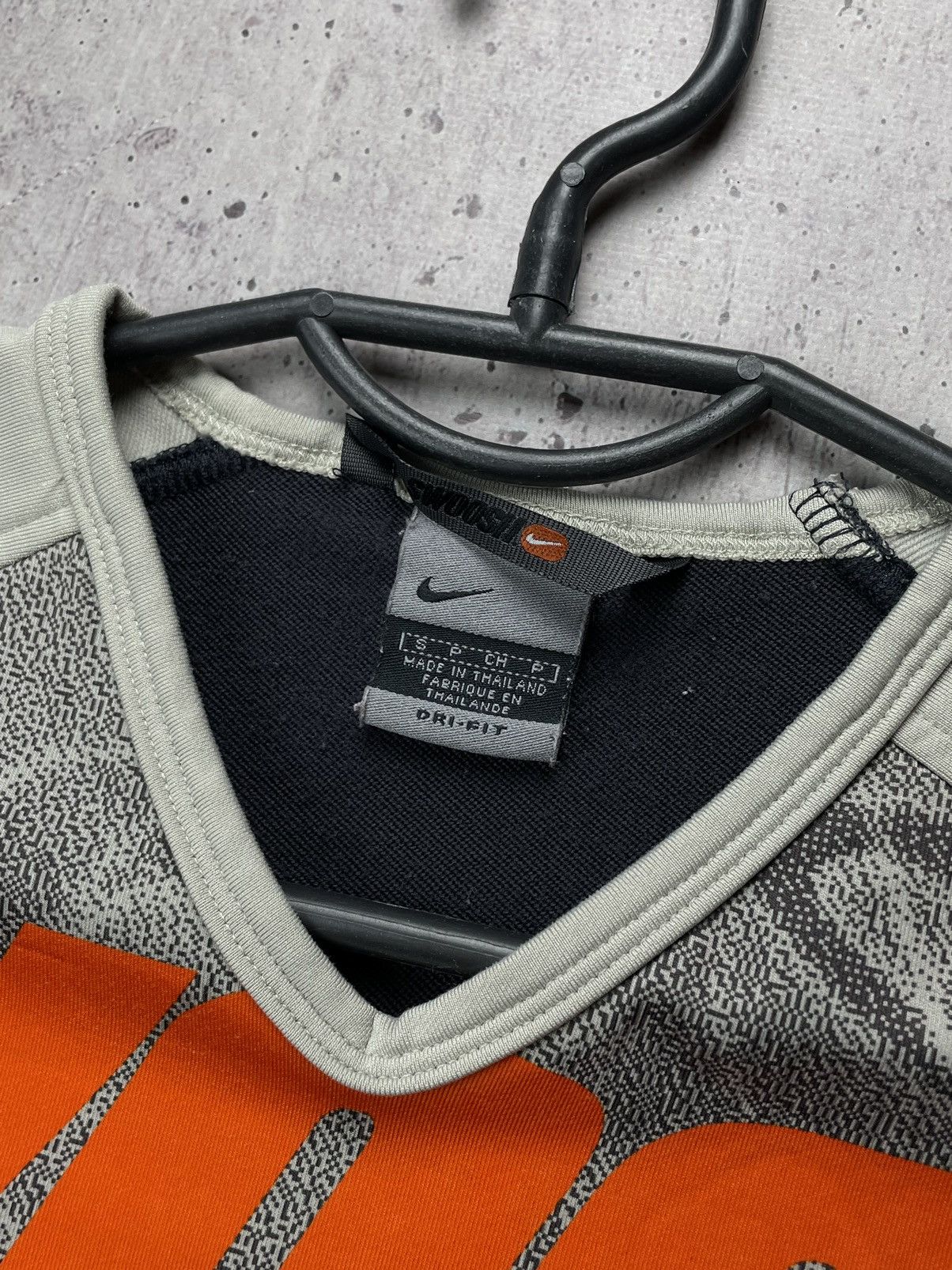 Nike × Vintage Vintage Nike Y2k Swoosh logo Tank Top Size US S / EU 44-46 / 1 - 6 Thumbnail