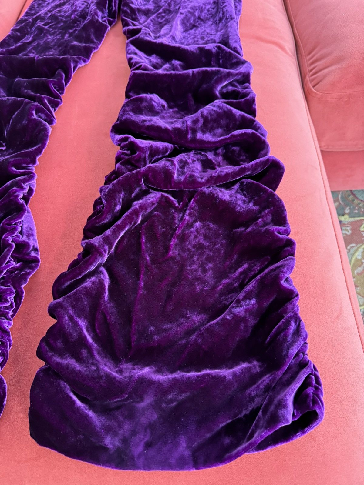 Gucci New Gucci violet velvet flared pants, size L Size 30" / US 8 / IT 44 - 10 Thumbnail