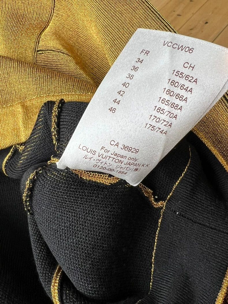 Louis Vuitton Louis Vuitton Gold Knitwear sweater 2502-Nextarrow Size US S / EU 44-46 / 1 - 7 Thumbnail