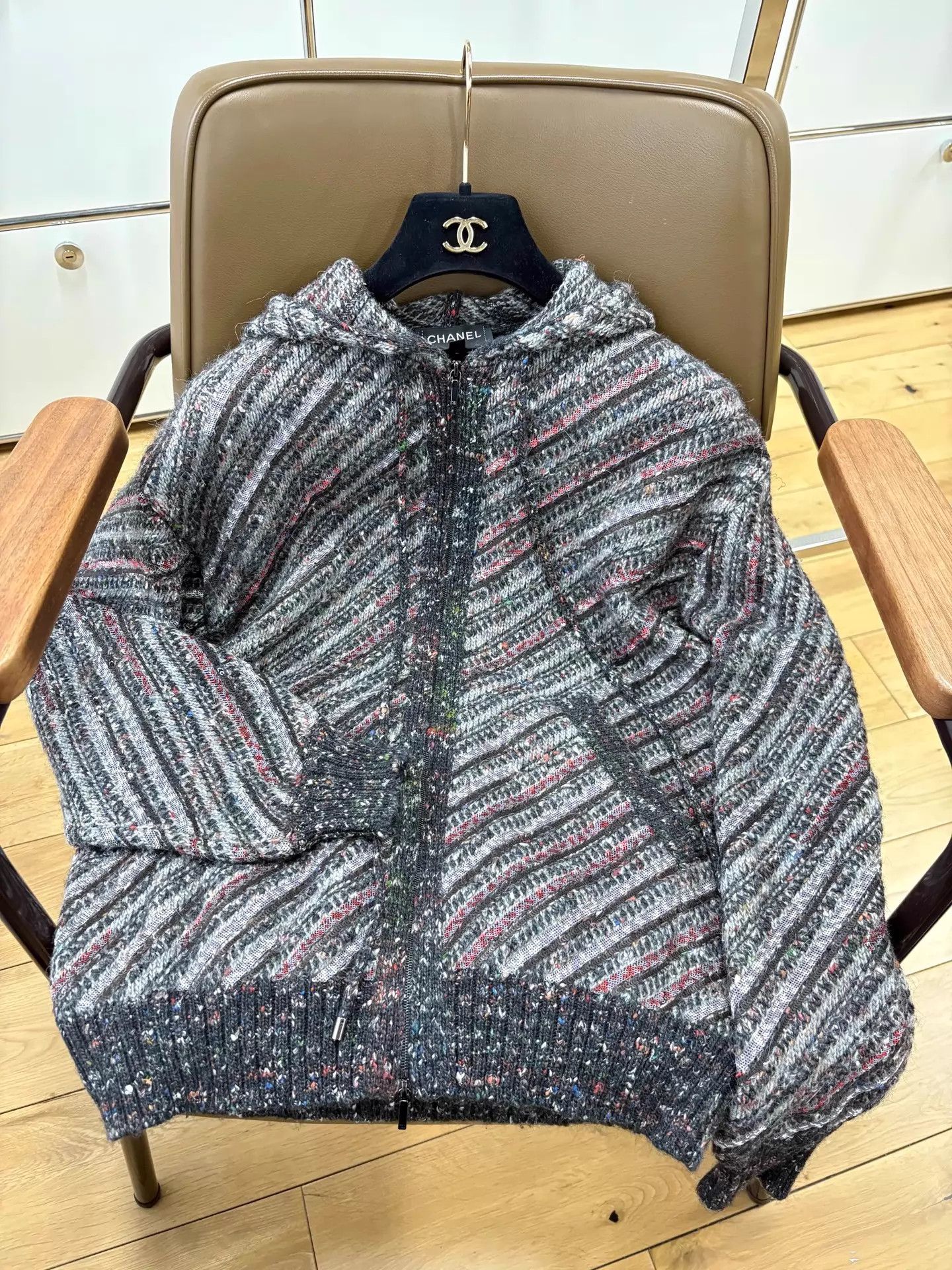 Chanel Chanel Sequin Knit Hoodie Jacket Oversized 34 Size XS / US 0-2 / IT 36-38 - 5 Thumbnail