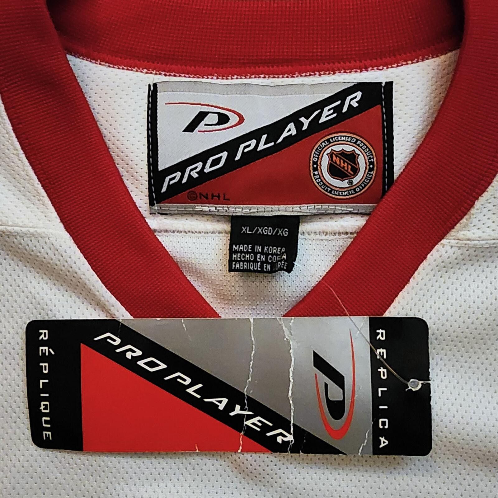 Pro Player Detroit Red Wings PRO PLAYER Hockey Jersey XL NHL Tupac '90s Size US XL / EU 56 / 4 - 5 Thumbnail