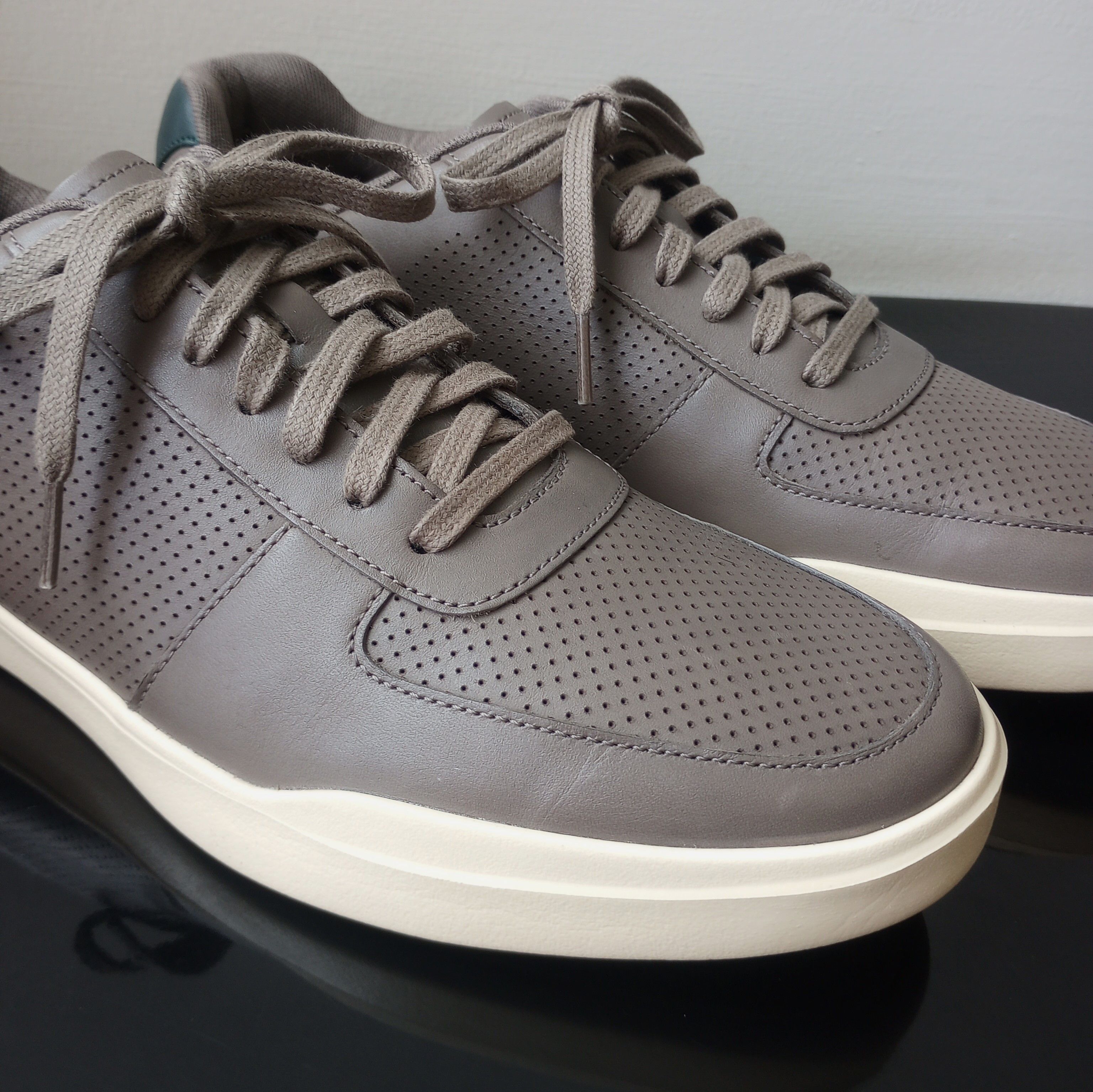 Cole Haan Cole Haan Men's Grand Crosscourt Perforated Sneaker Size US 11.5 / EU 44-45 - 4 Thumbnail