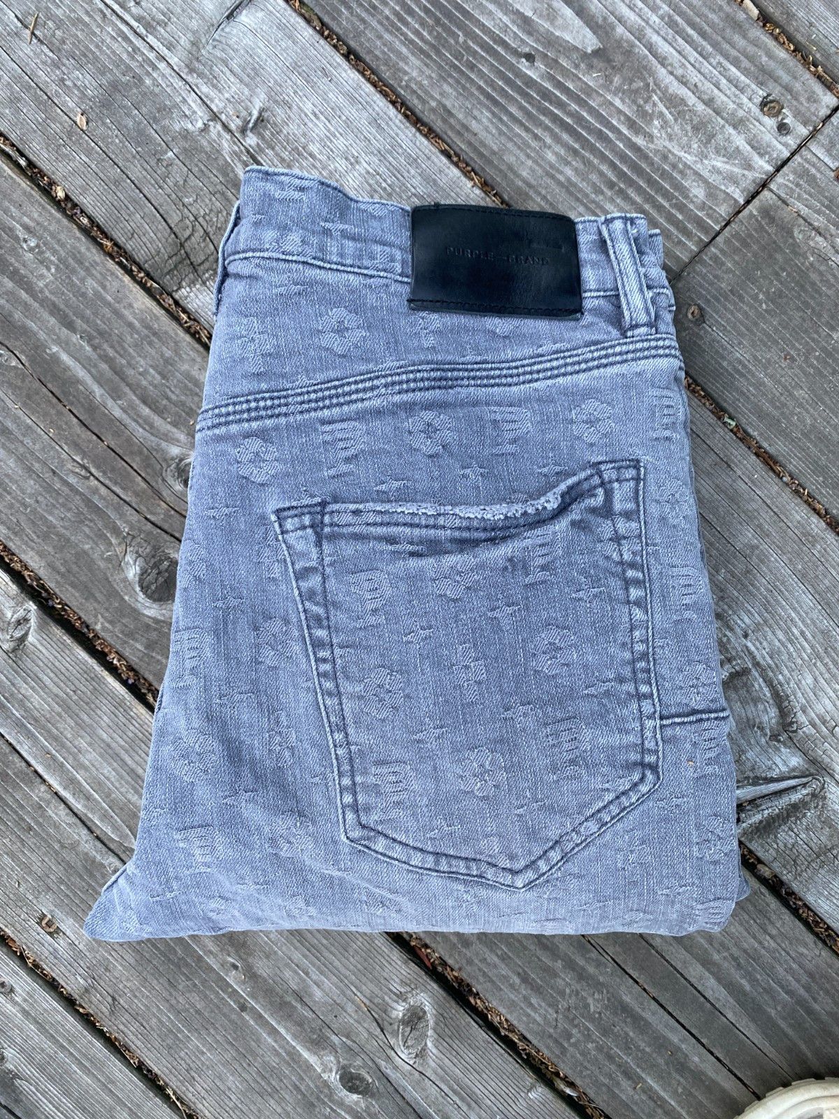 Purple Brand Purple Brand P001 Monogram Denim (Light Indigo Gray) Size 3 Size US 31 - 2 Thumbnail