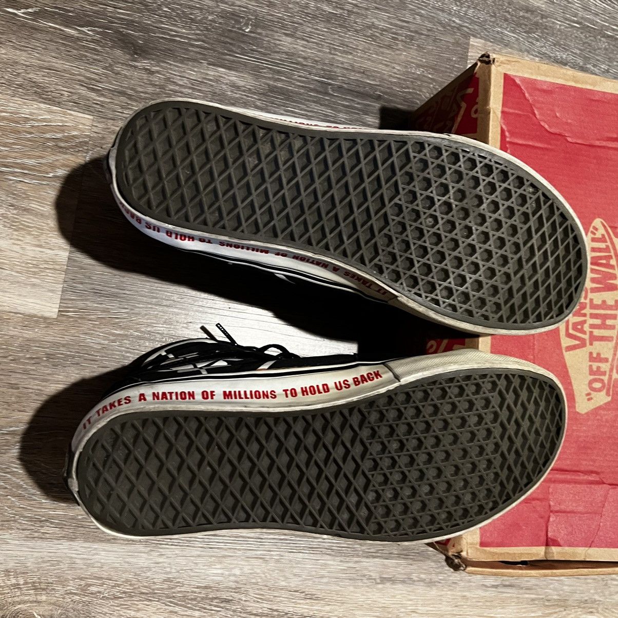 Public Enemy × Supreme × Vans Supreme Public Enemy Vans Hi Top Size US 10.5 / EU 43-44 - 8 Thumbnail